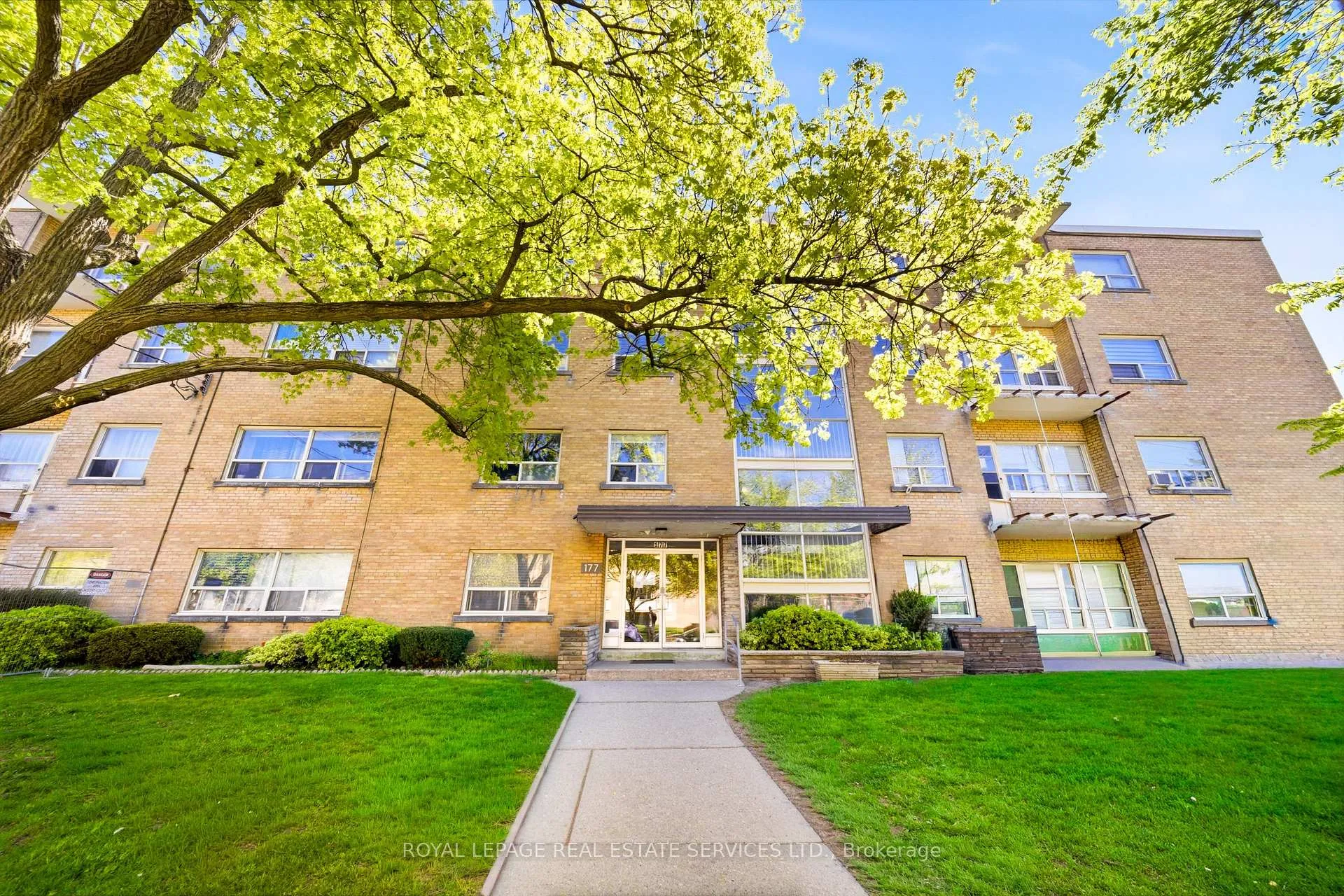 Photo 1 of Unit 107, 177 Stephen Drive, Etobicoke, Stonegate-Queensway — HOMEH