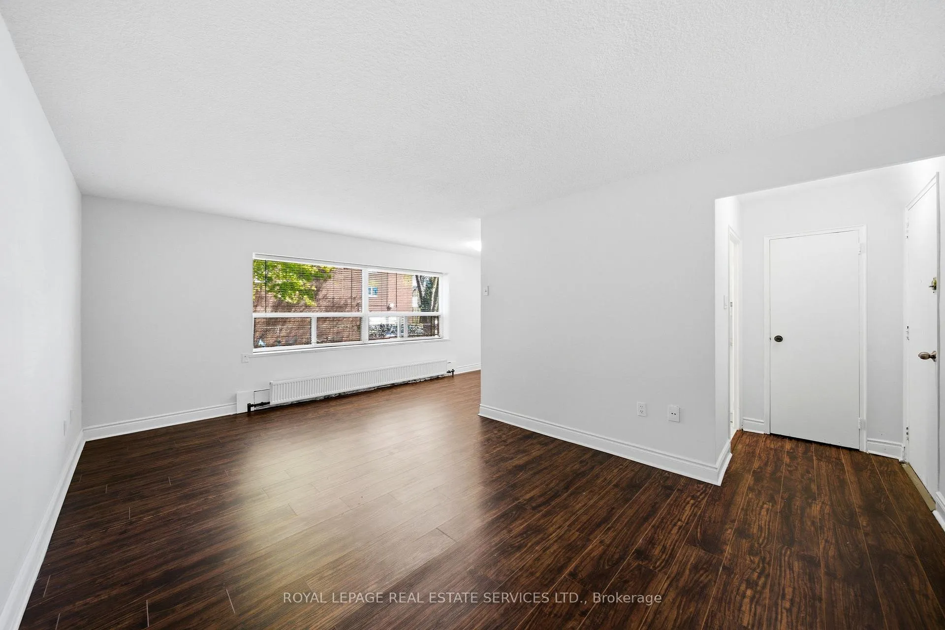 Photo 6 of Unit 107, 177 Stephen Drive, Etobicoke, Stonegate-Queensway — HOMEH