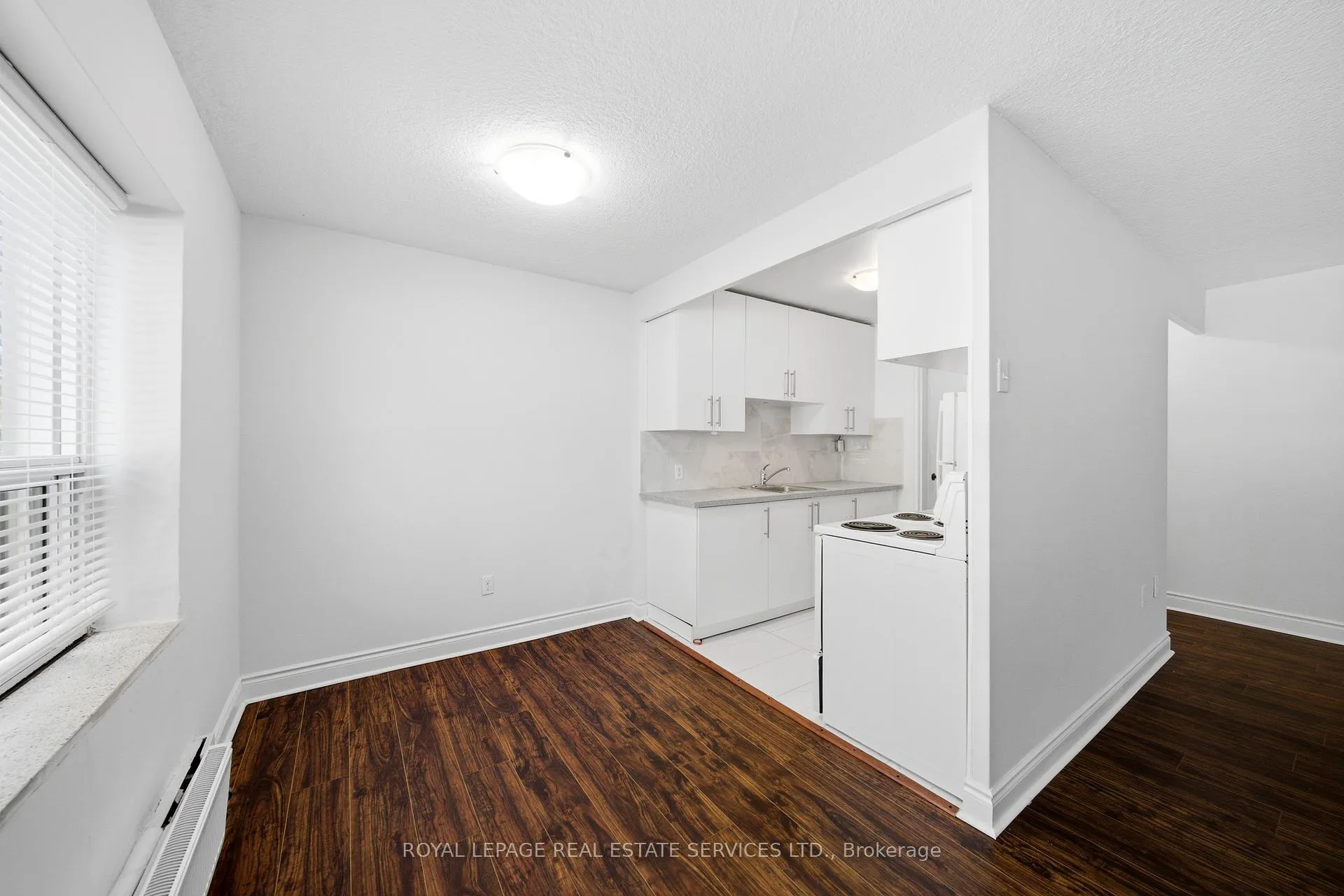 Photo 13 of Unit 107, 177 Stephen Drive, Etobicoke, Stonegate-Queensway — HOMEH