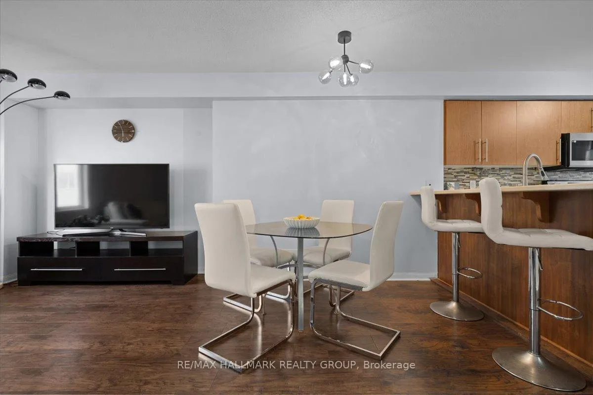 Photo 8 of 703 Sanibel Private, Ottawa, Westcliffe Estates — HOMEH