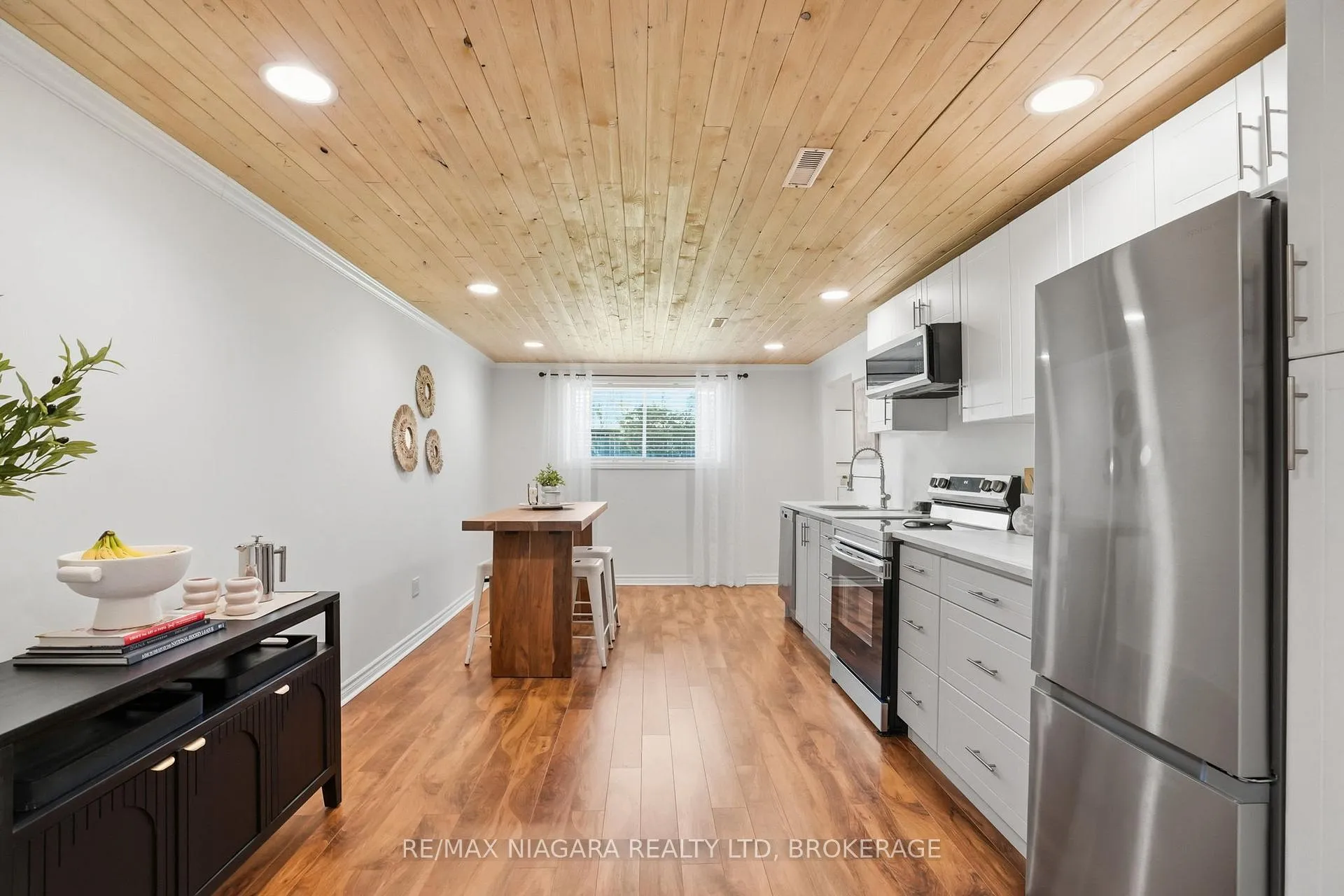 Photo 33 of 129 Elma Street, St. Catharines, Lakeport — HOMEH