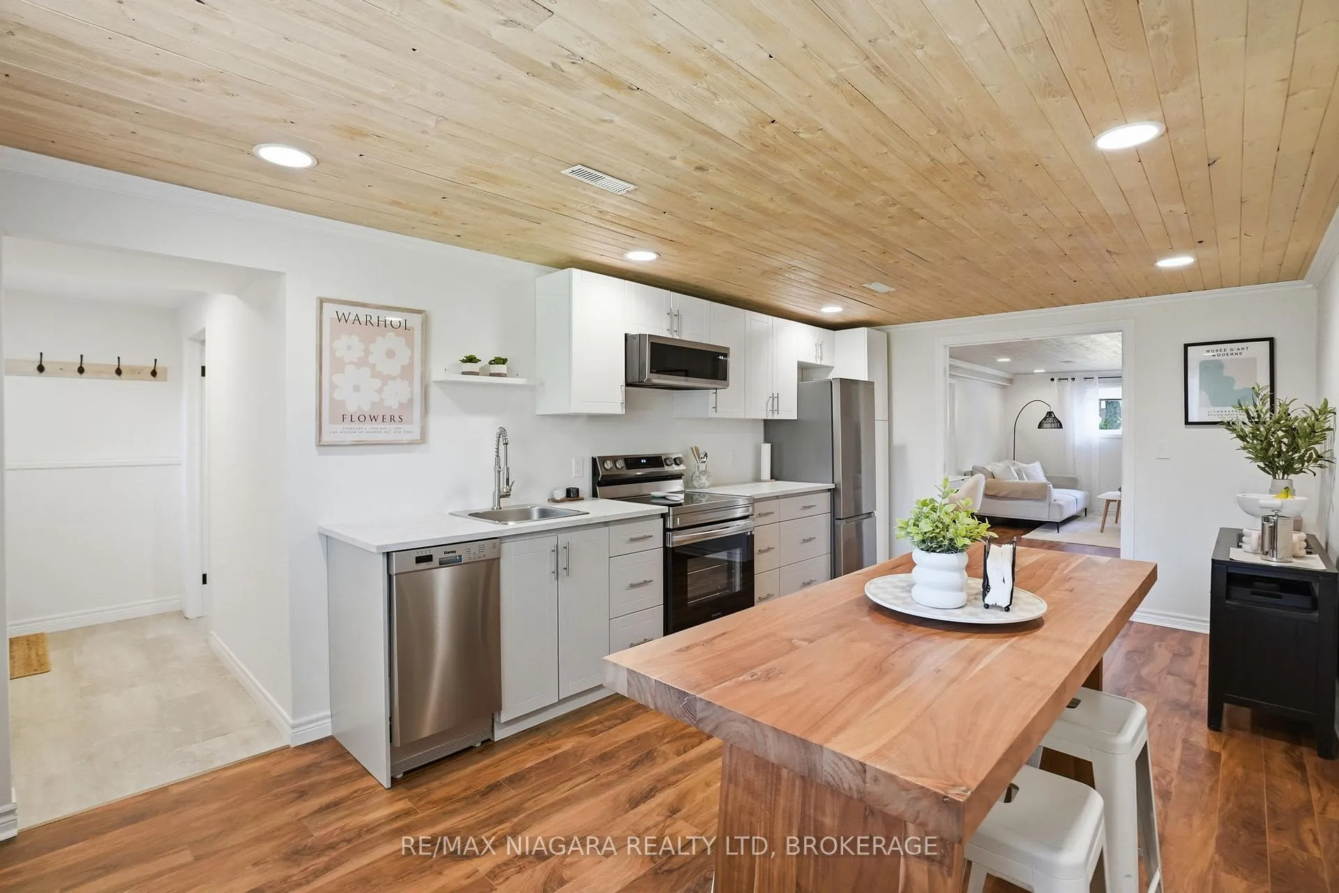 Photo 37 of 129 Elma Street, St. Catharines, Lakeport — HOMEH