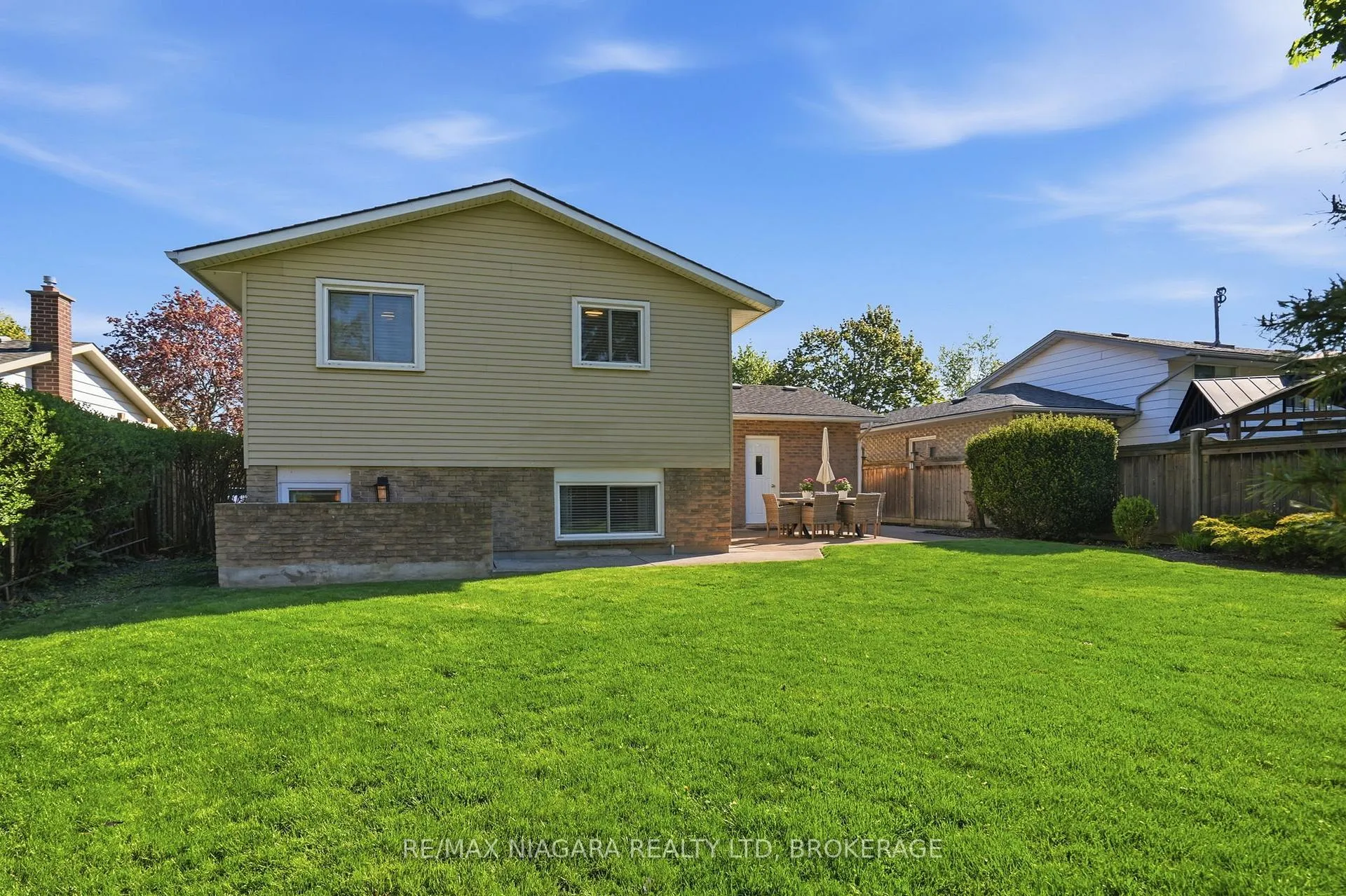 Photo 41 of 129 Elma Street, St. Catharines, Lakeport — HOMEH