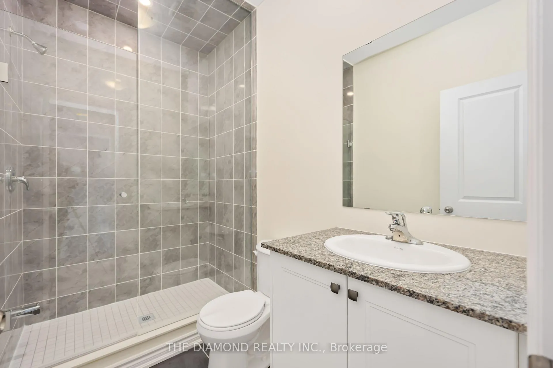 Photo 26 of 27 Gunton Street, Aurora, Bayview Northeast — HOMEH