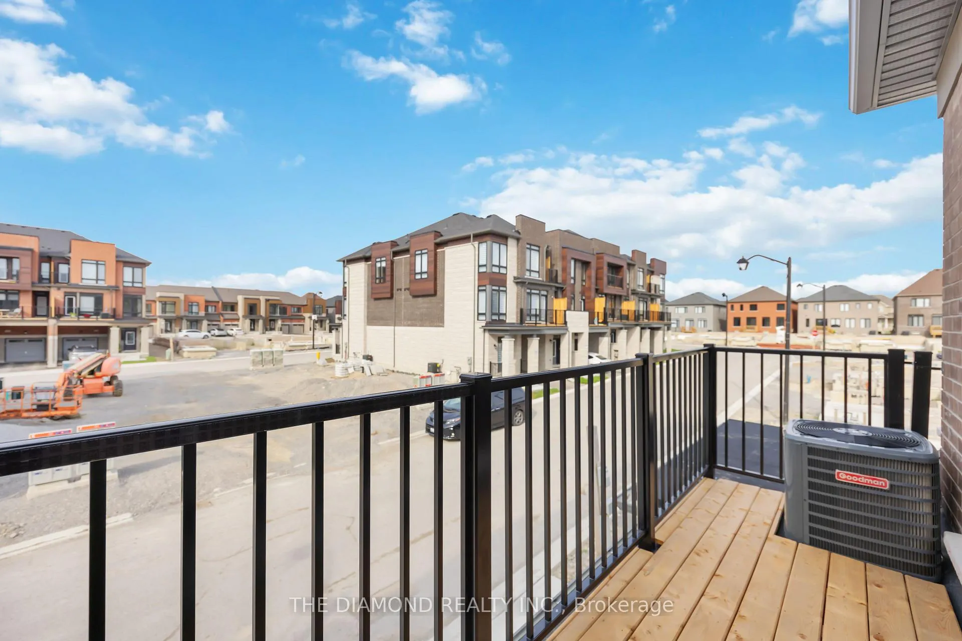 Photo 32 of 27 Gunton Street, Aurora, Bayview Northeast — HOMEH