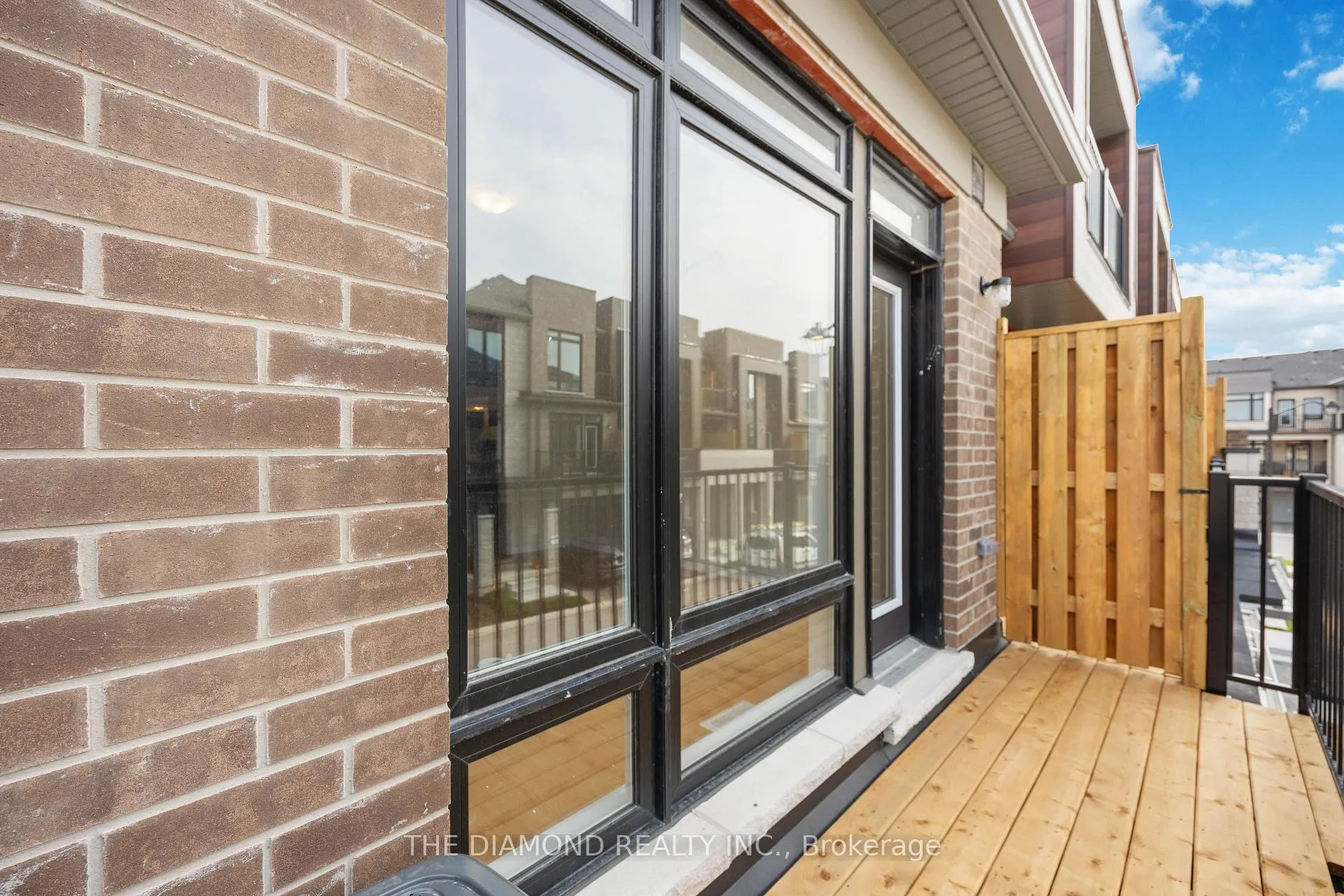Photo 34 of 27 Gunton Street, Aurora, Bayview Northeast — HOMEH