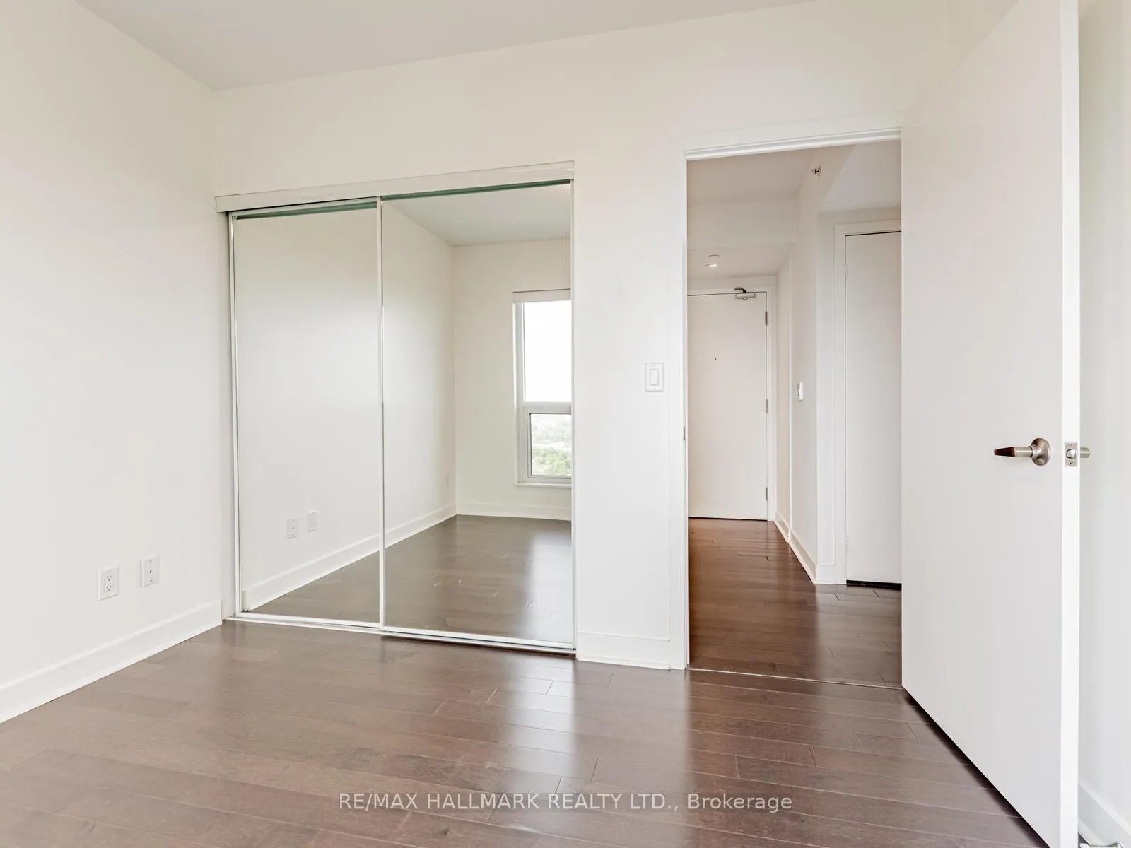 Photo 19 of Unit 1702, 58 Orchard View Boulevard, Toronto, Yonge-Eglinton — HOMEH