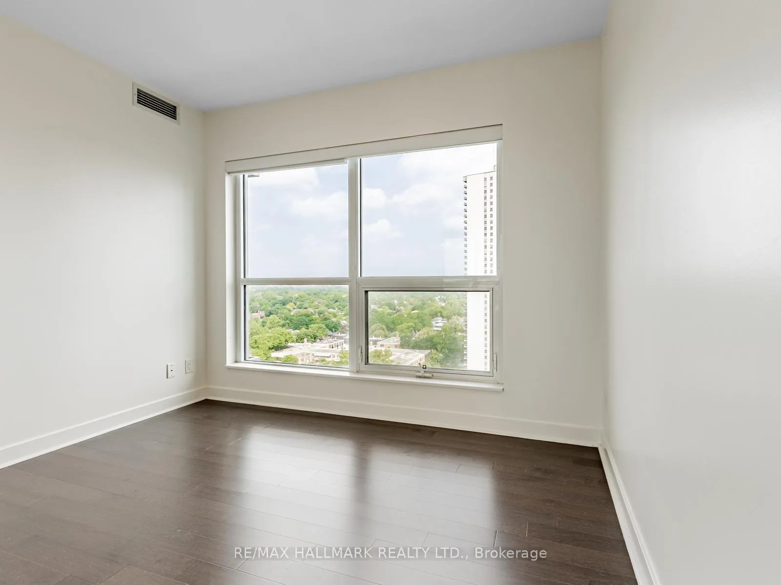 Photo 21 of Unit 1702, 58 Orchard View Boulevard, Toronto, Yonge-Eglinton — HOMEH