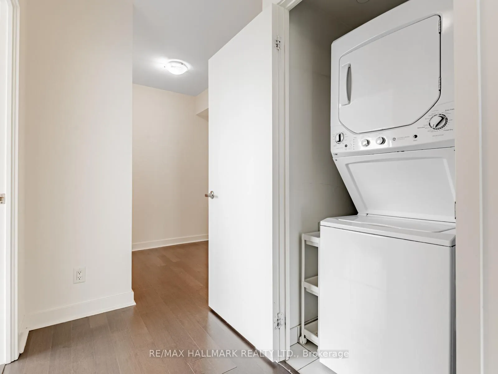 Photo 22 of Unit 1702, 58 Orchard View Boulevard, Toronto, Yonge-Eglinton — HOMEH