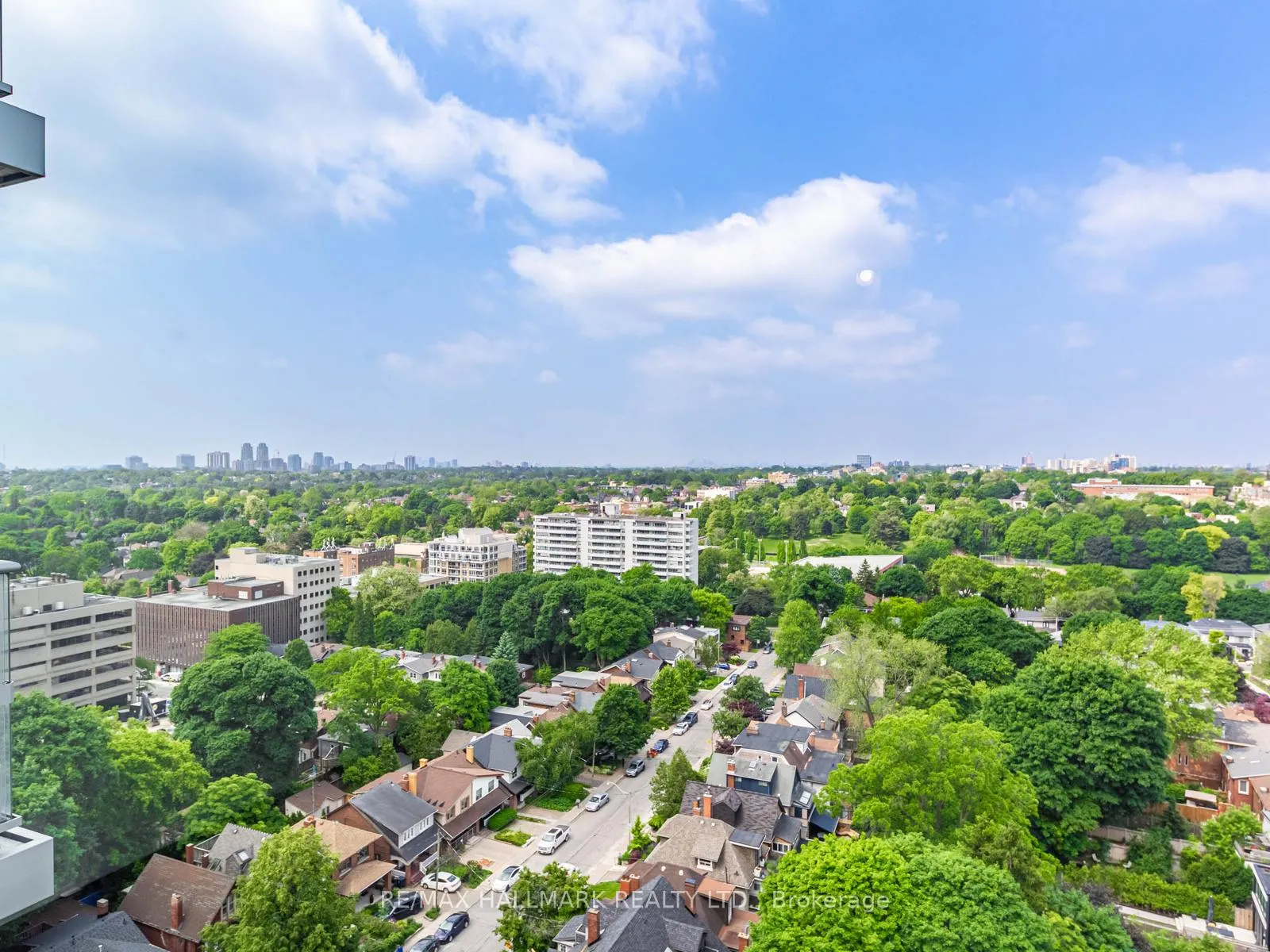 Photo 23 of Unit 1702, 58 Orchard View Boulevard, Toronto, Yonge-Eglinton — HOMEH