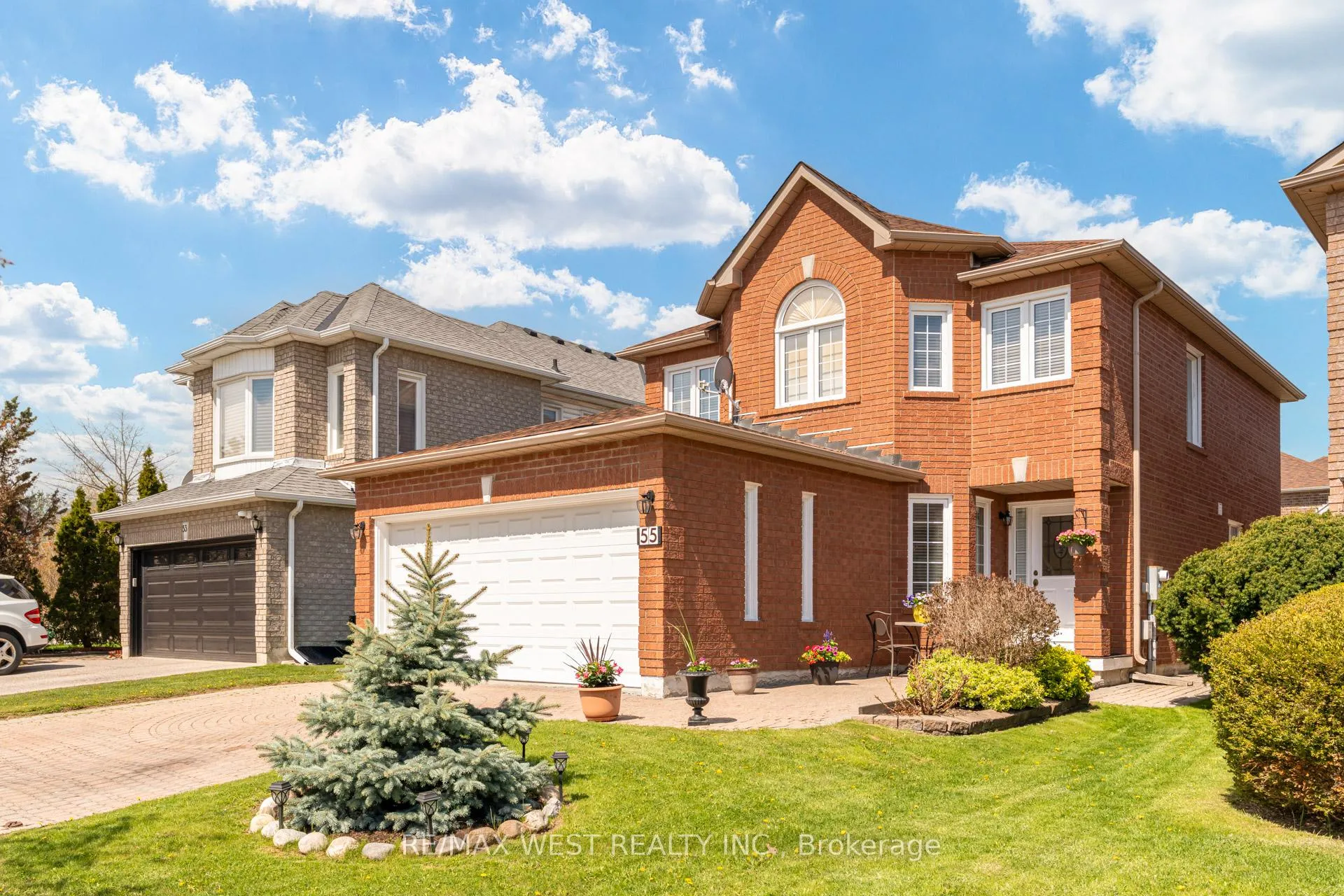 Photo 5 of 55 Pavin Crescent, Caledon, Bolton East — HOMEH