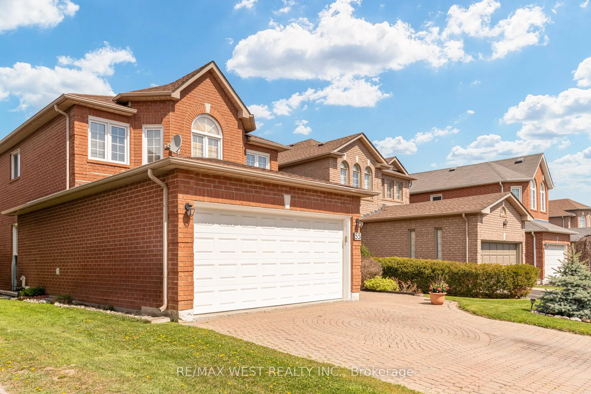 Photo 6 of 55 Pavin Crescent, Caledon, Bolton East — HOMEH