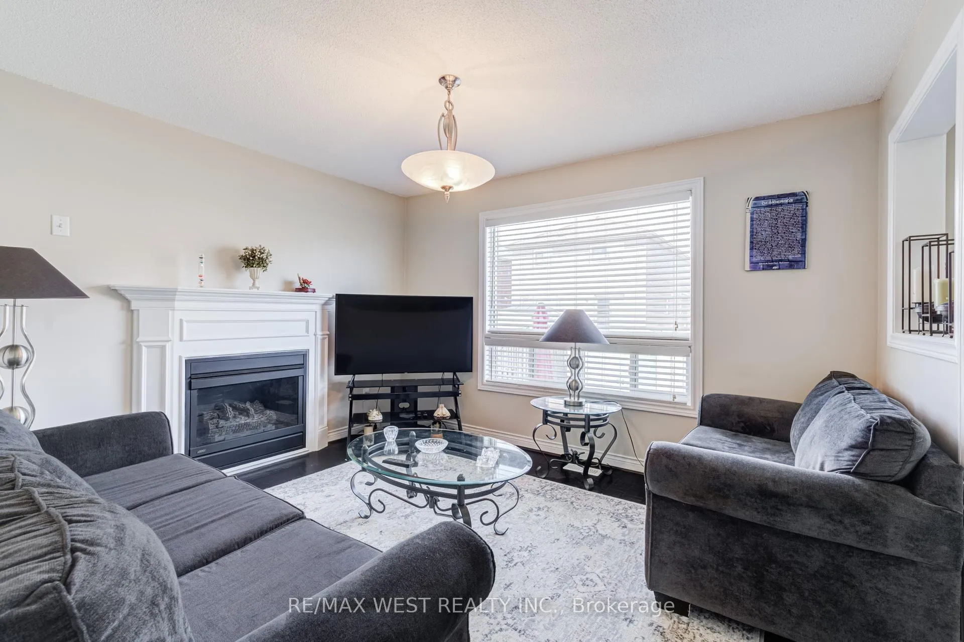 Photo 19 of 55 Pavin Crescent, Caledon, Bolton East — HOMEH