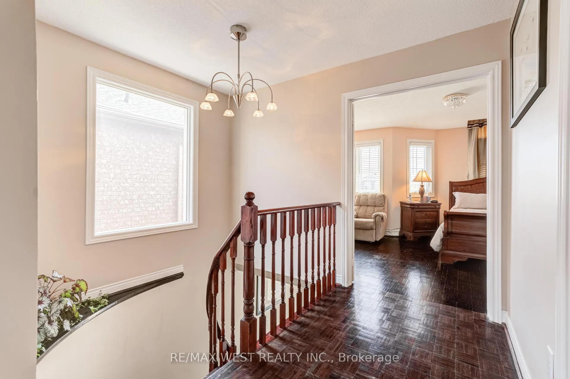 Photo 28 of 55 Pavin Crescent, Caledon, Bolton East — HOMEH