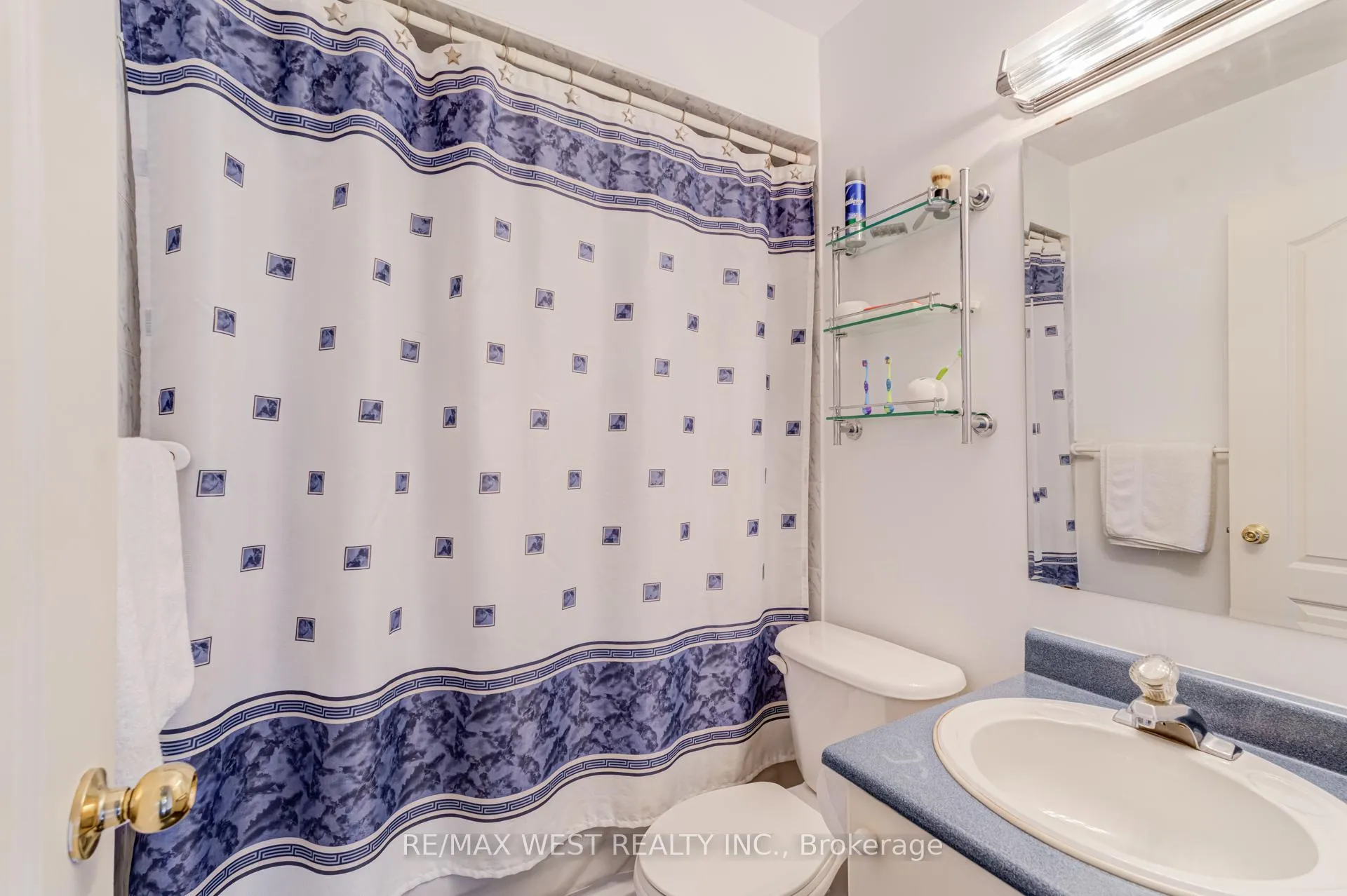 Photo 41 of 55 Pavin Crescent, Caledon, Bolton East — HOMEH