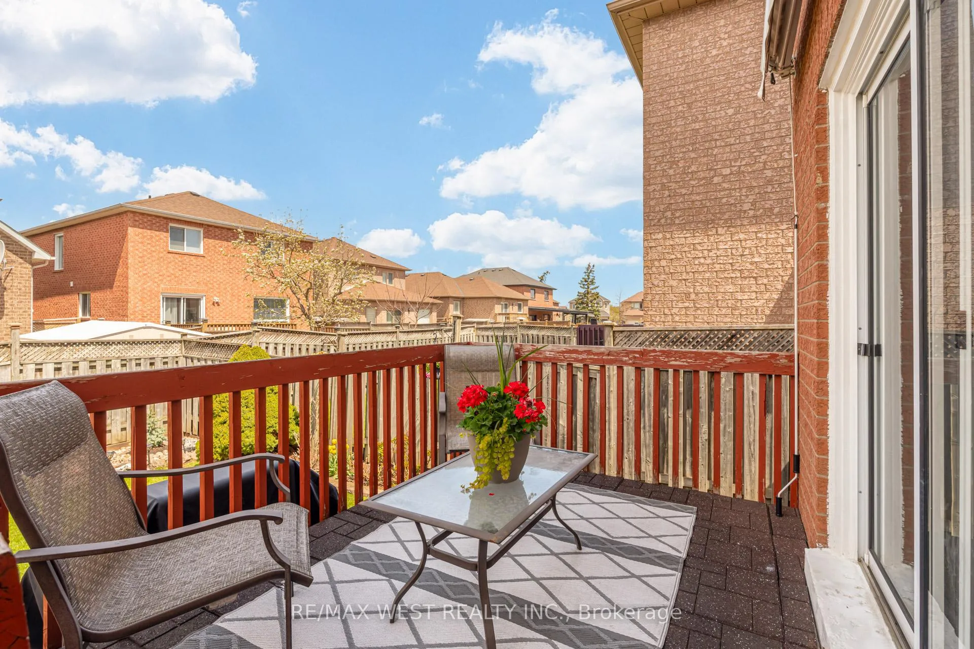 Photo 42 of 55 Pavin Crescent, Caledon, Bolton East — HOMEH