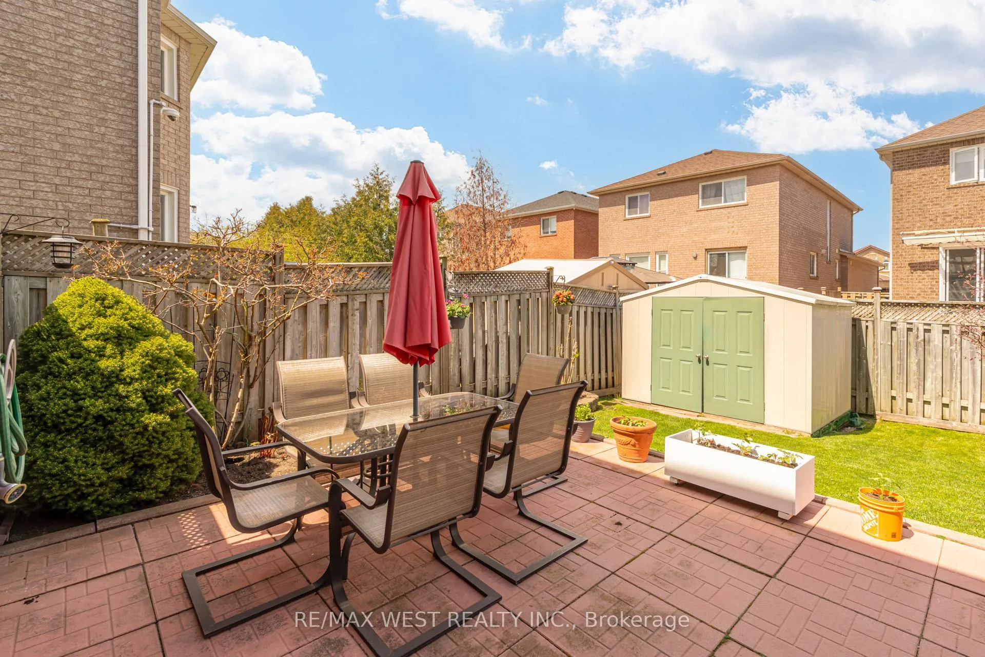 Photo 43 of 55 Pavin Crescent, Caledon, Bolton East — HOMEH