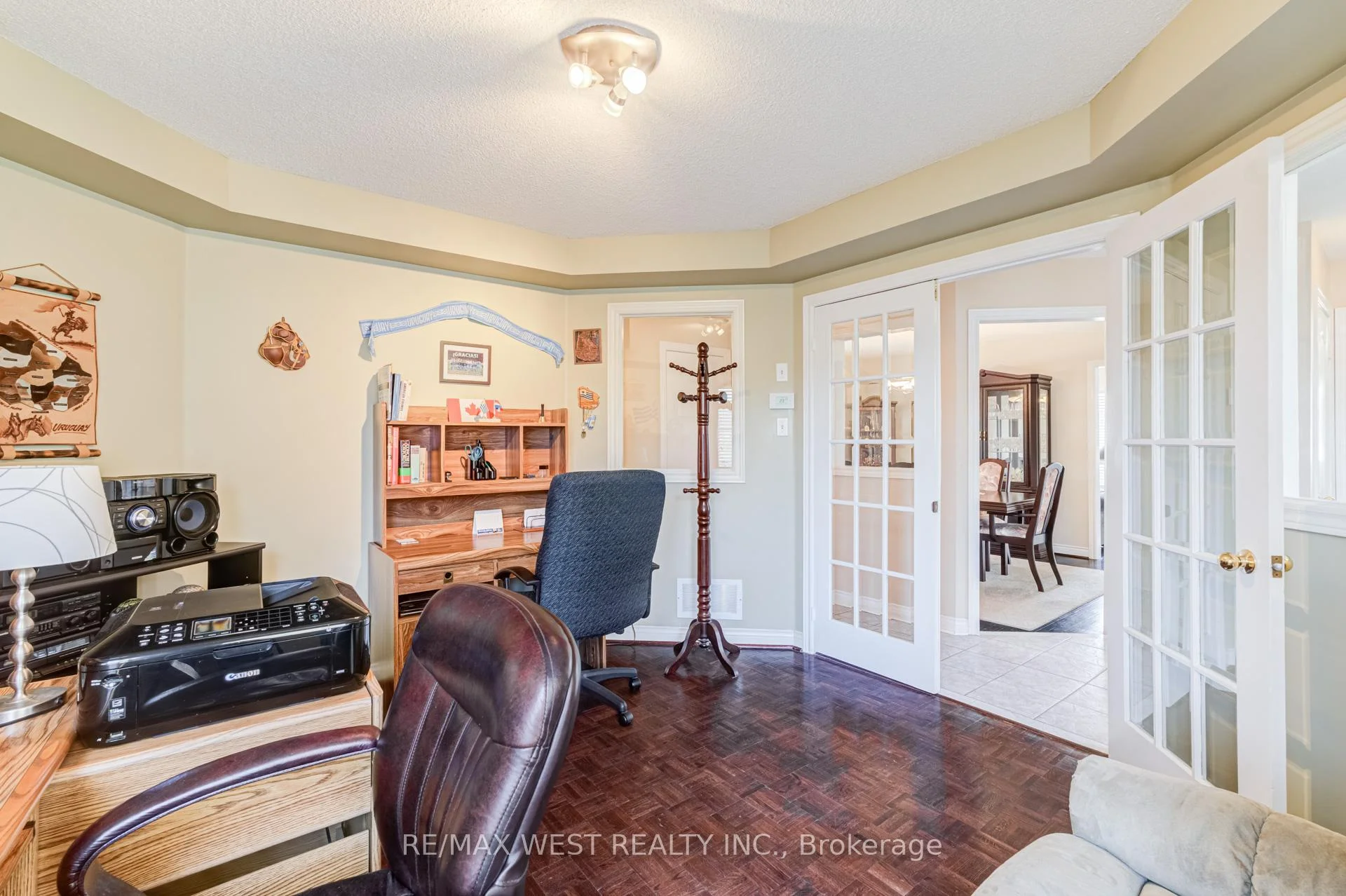 Photo 12 of 55 Pavin Crescent, Caledon, Bolton East — HOMEH