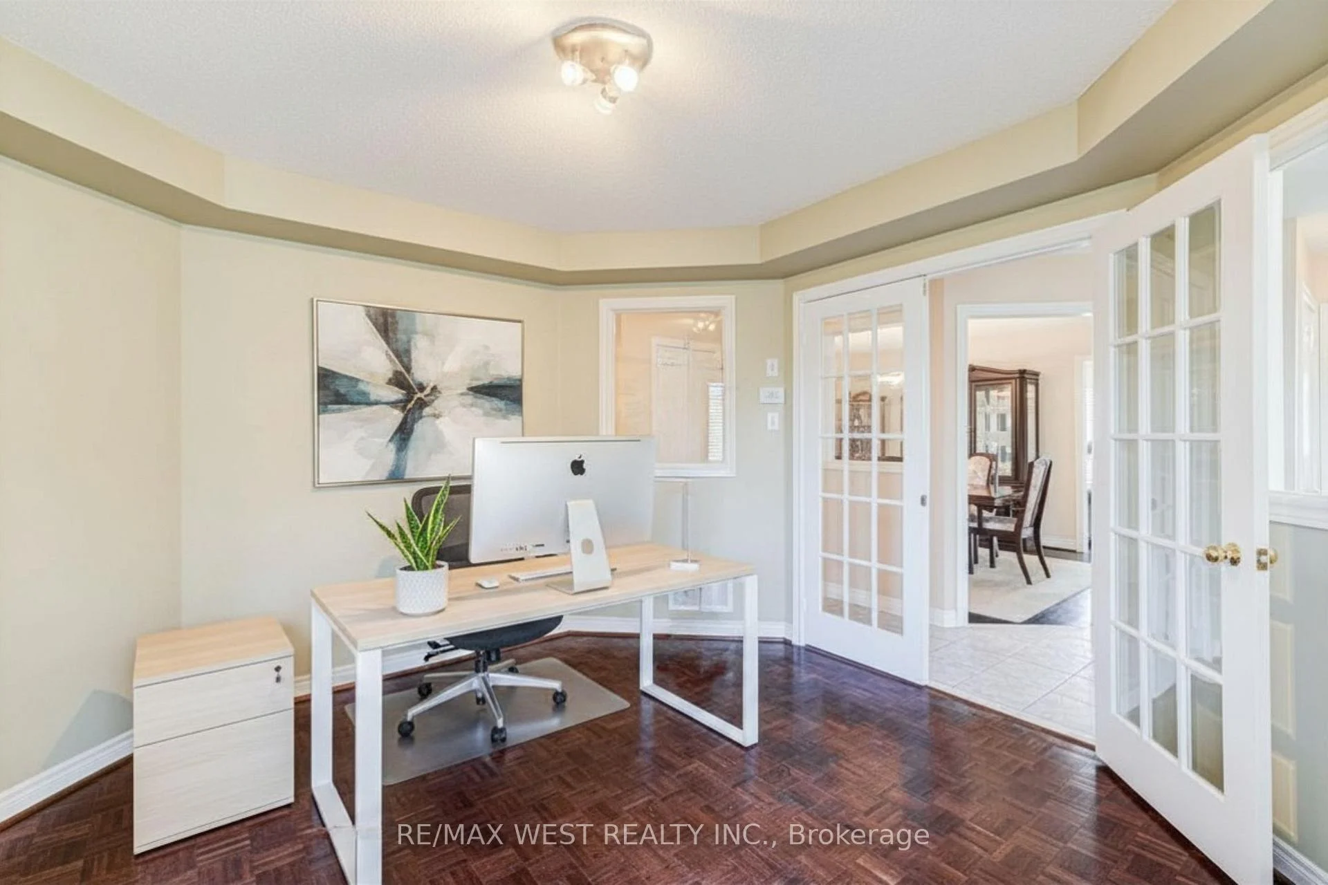 Photo 15 of 55 Pavin Crescent, Caledon, Bolton East — HOMEH