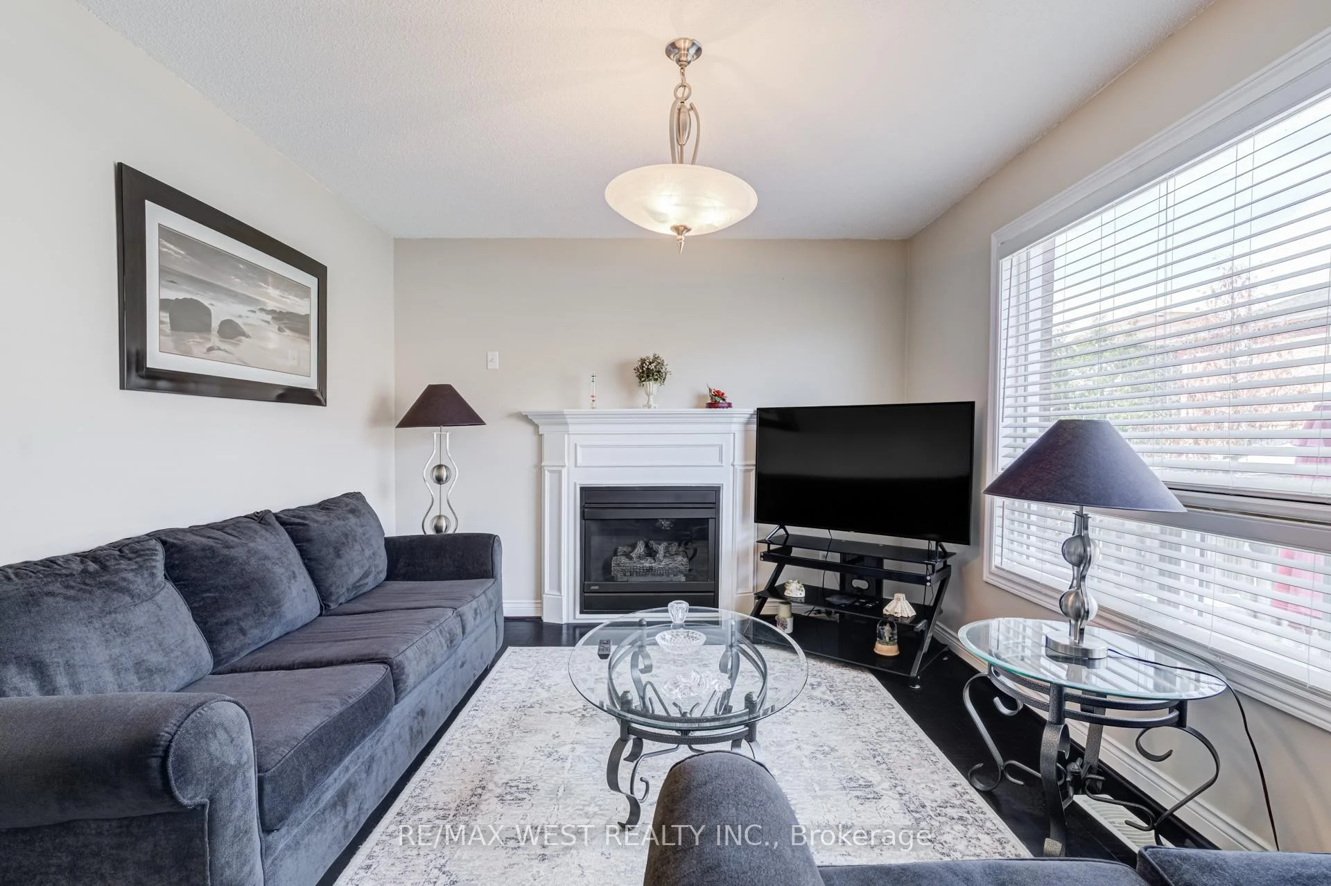 Photo 18 of 55 Pavin Crescent, Caledon, Bolton East — HOMEH