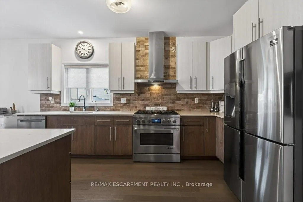 Photo 13 of 5064 Connor Drive, Lincoln, Beamsville — HOMEH