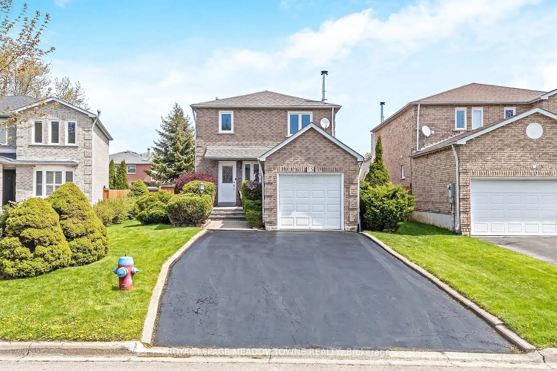 Photo 1 of 15 Mull Gate, Halton Hills, Georgetown — HOMEH