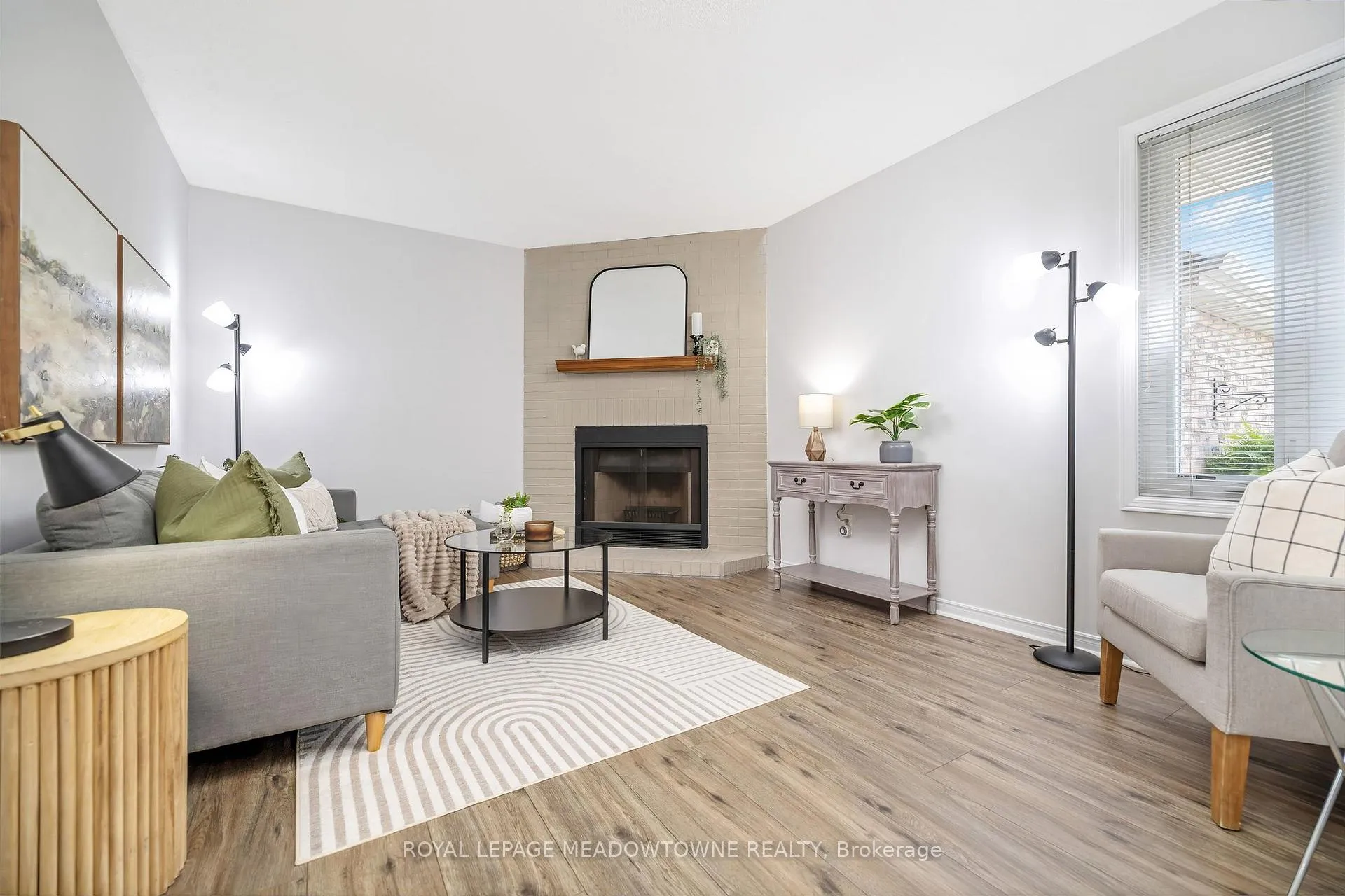 Photo 5 of 15 Mull Gate, Halton Hills, Georgetown — HOMEH