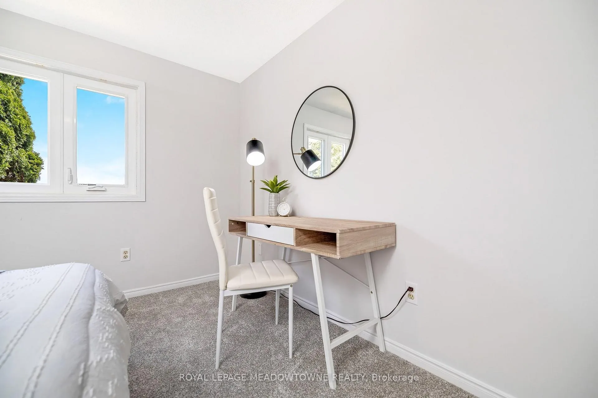 Photo 23 of 15 Mull Gate, Halton Hills, Georgetown — HOMEH