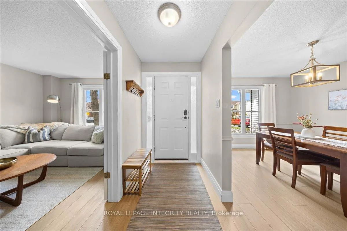 Photo 7 of 1122 St Germain Crescent, Ottawa, Convent Glen North — HOMEH