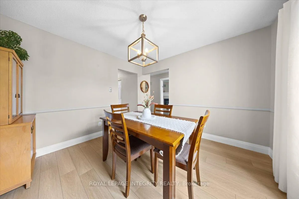 Photo 9 of 1122 St Germain Crescent, Ottawa, Convent Glen North — HOMEH