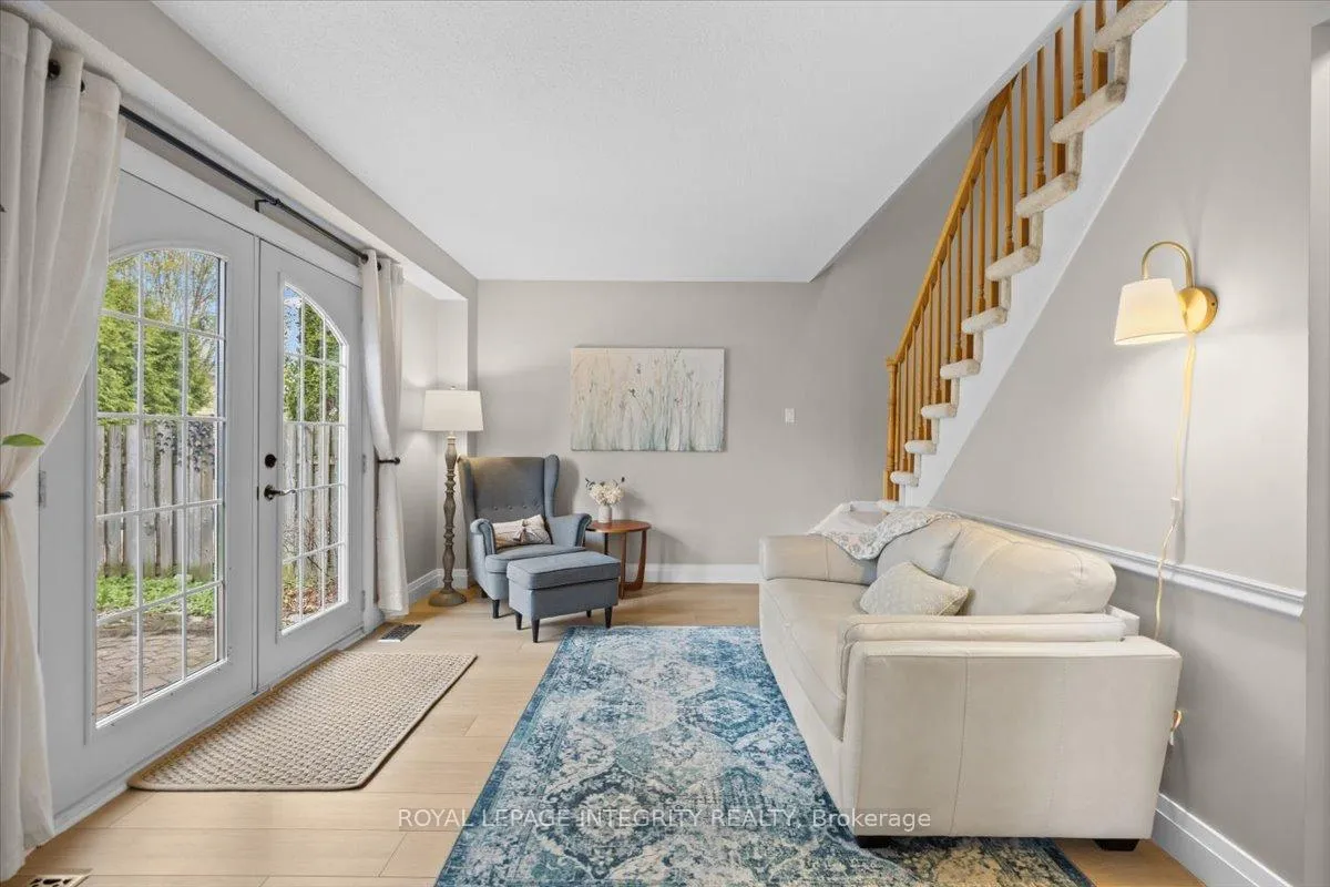 Photo 16 of 1122 St Germain Crescent, Ottawa, Convent Glen North — HOMEH