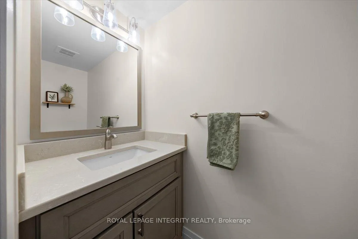 Photo 18 of 1122 St Germain Crescent, Ottawa, Convent Glen North — HOMEH