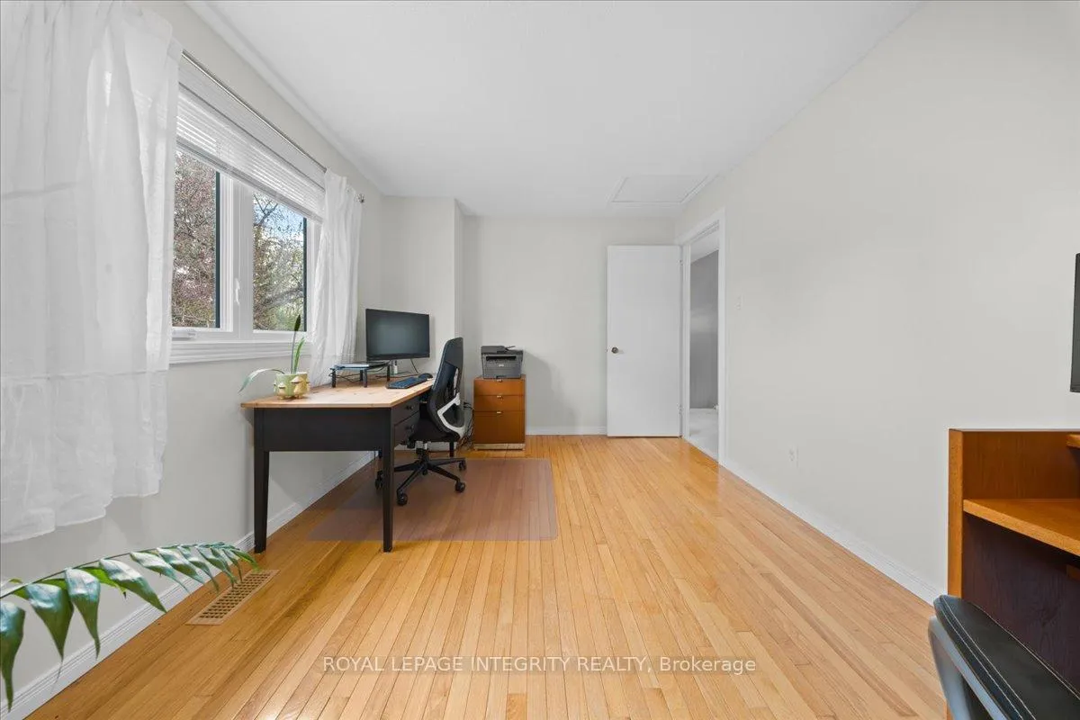 Photo 31 of 1122 St Germain Crescent, Ottawa, Convent Glen North — HOMEH