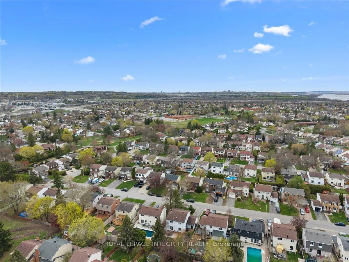 Photo 39 of 1122 St Germain Crescent, Ottawa, Convent Glen North — HOMEH