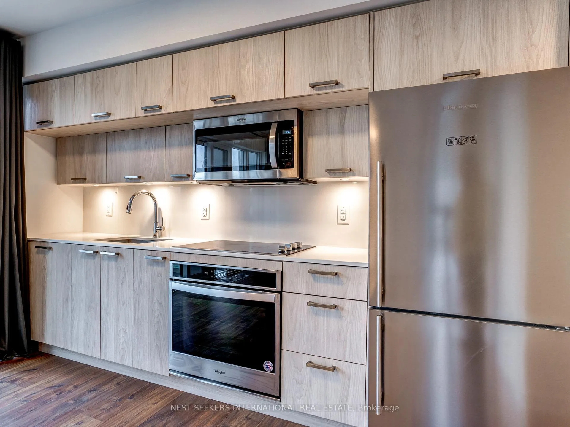 Photo 9 of Unit 404, 50 McCaul Street, Toronto, Kensington-Chinatown — HOMEH