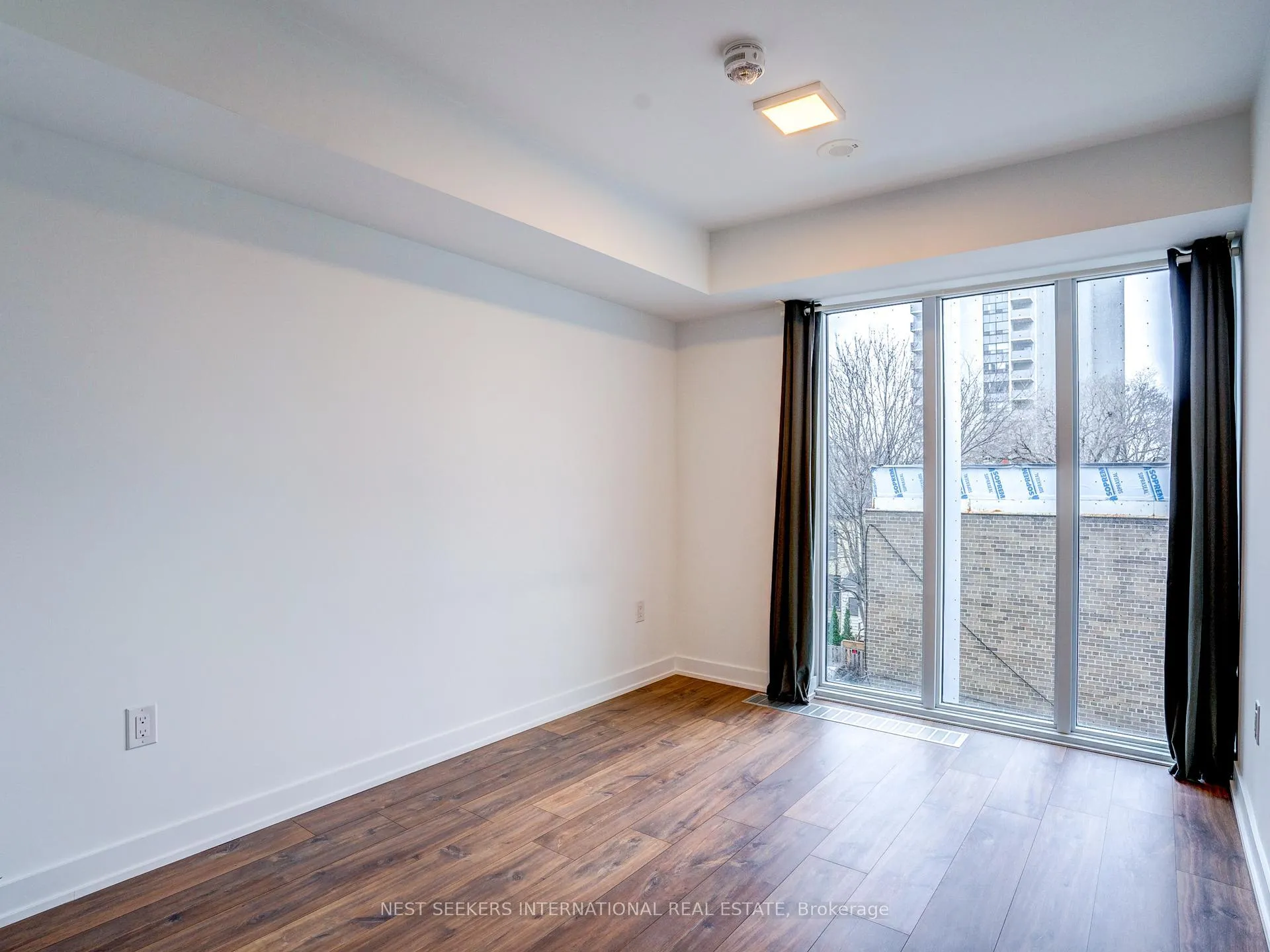 Photo 16 of Unit 404, 50 McCaul Street, Toronto, Kensington-Chinatown — HOMEH