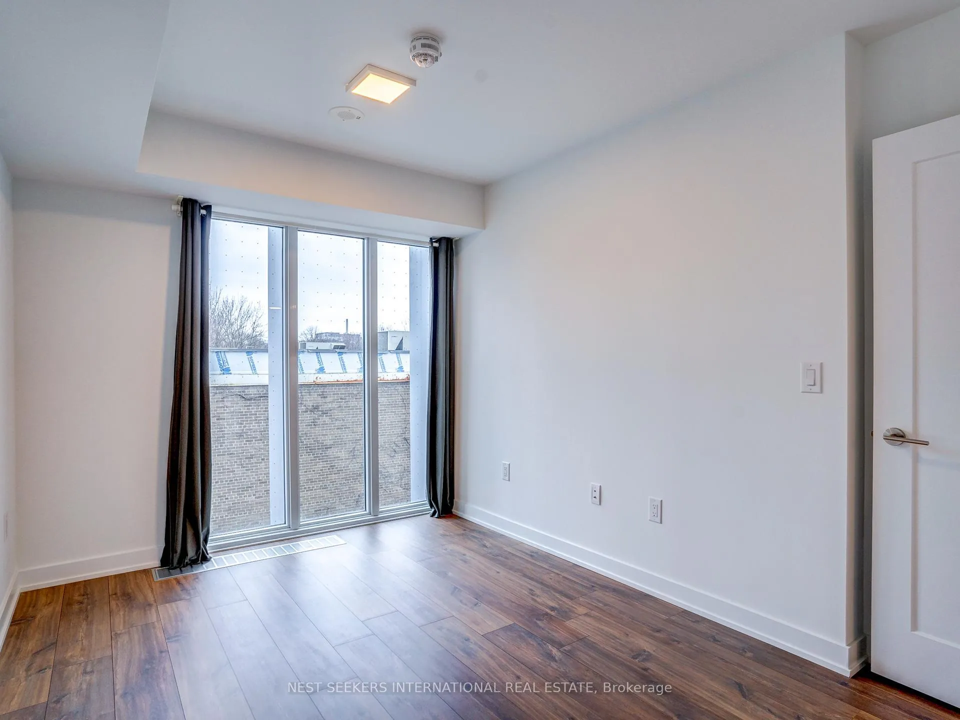 Photo 17 of Unit 404, 50 McCaul Street, Toronto, Kensington-Chinatown — HOMEH
