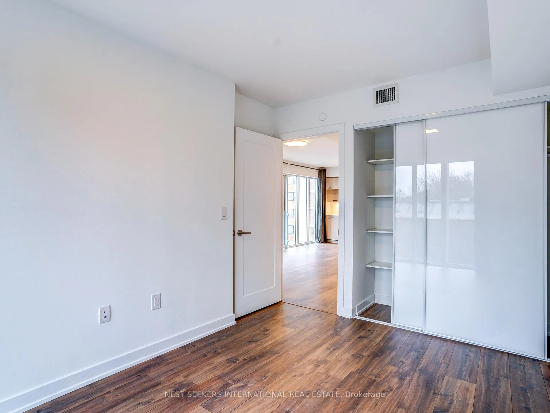 Photo 18 of Unit 404, 50 McCaul Street, Toronto, Kensington-Chinatown — HOMEH