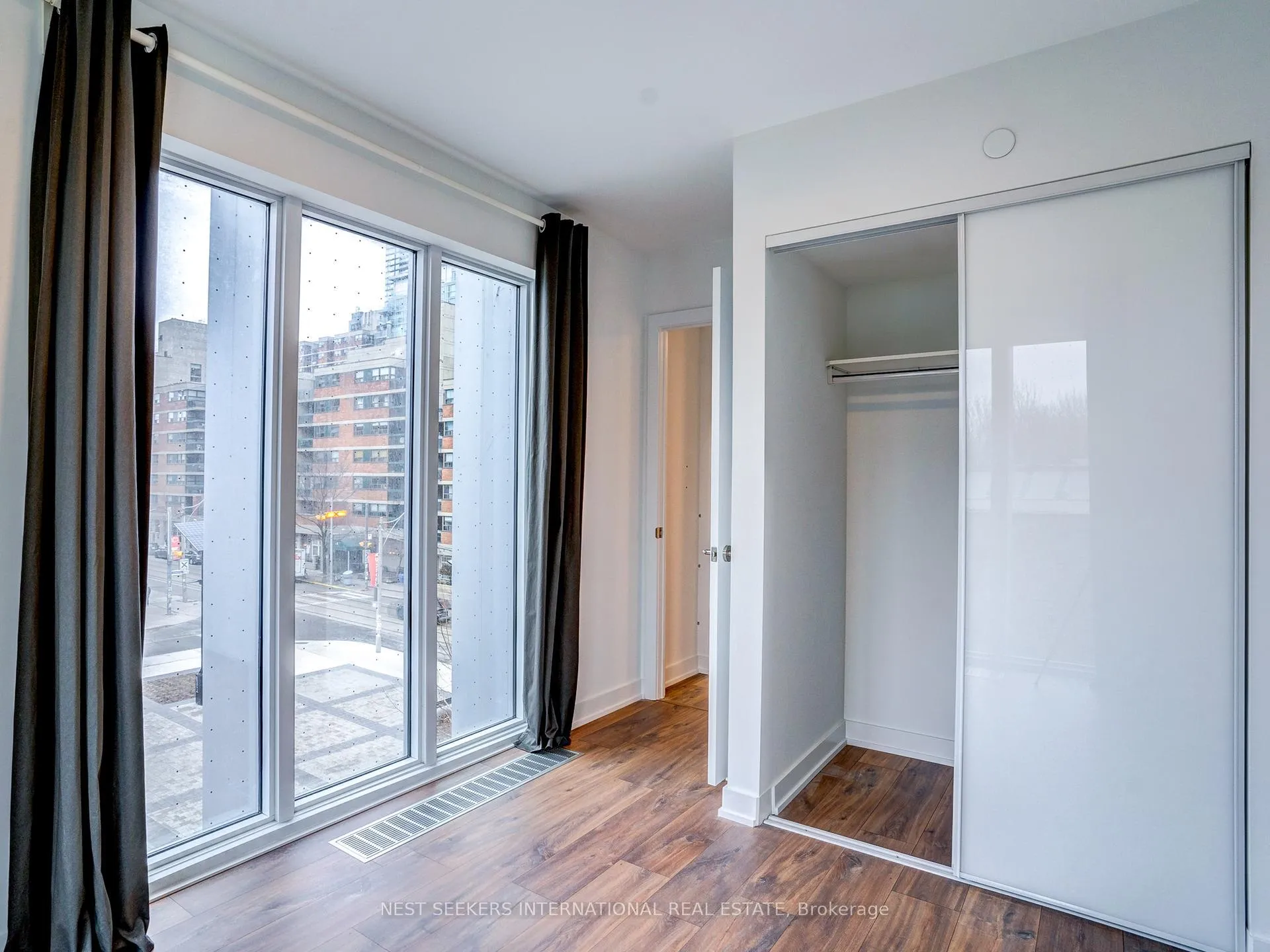Photo 21 of Unit 404, 50 McCaul Street, Toronto, Kensington-Chinatown — HOMEH