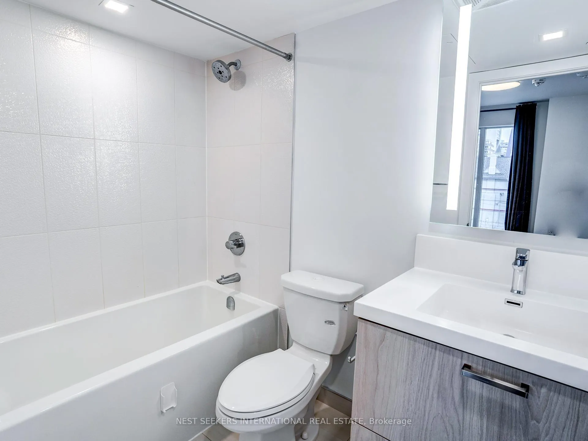 Photo 22 of Unit 404, 50 McCaul Street, Toronto, Kensington-Chinatown — HOMEH