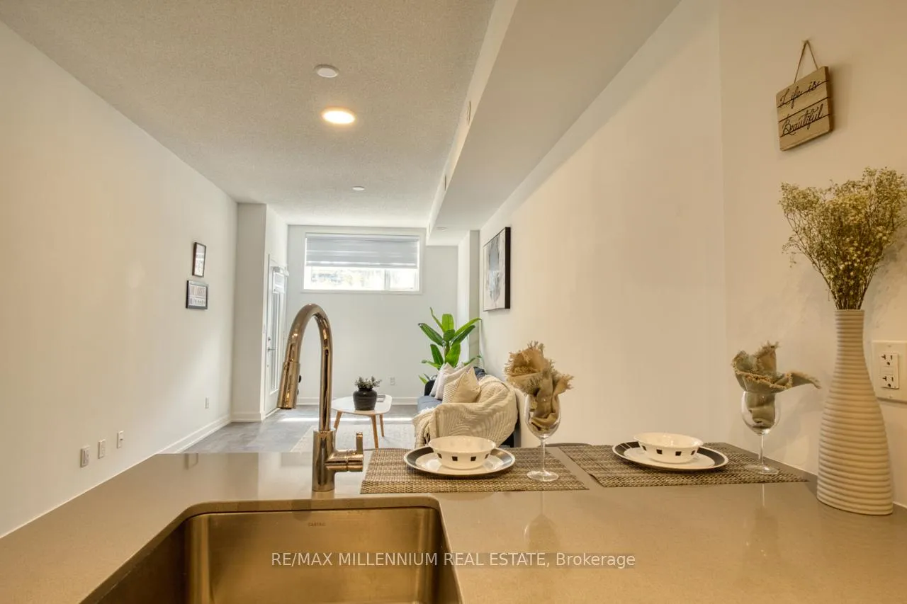Photo 20 of Unit 709, 1131 Cooke Boulevard, Burlington, LaSalle — HOMEH