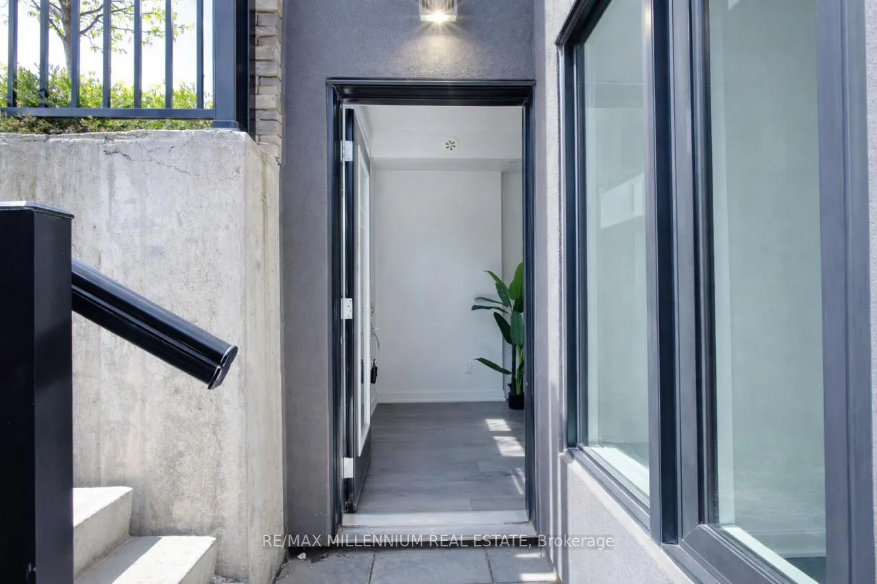 Photo 23 of Unit 709, 1131 Cooke Boulevard, Burlington, LaSalle — HOMEH