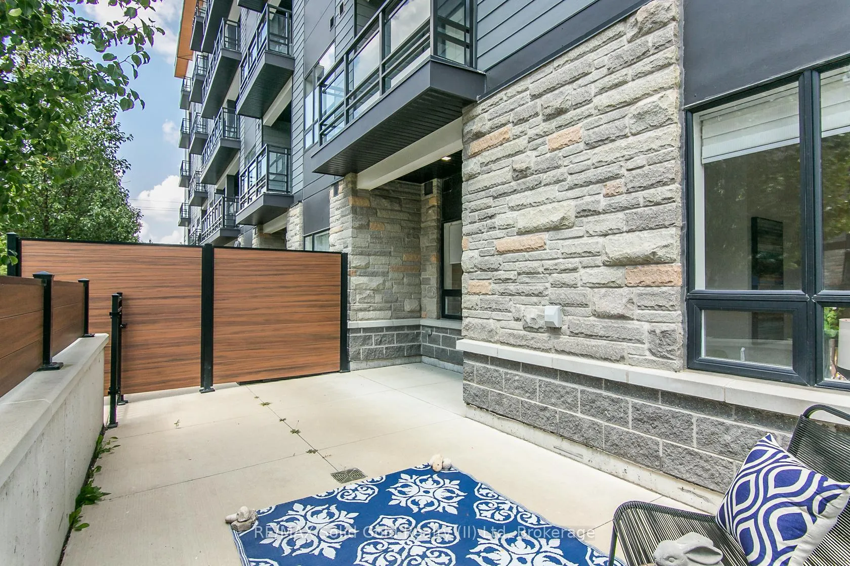 Photo 38 of Unit 102, 251 Northfield Drive E, Waterloo — HOMEH