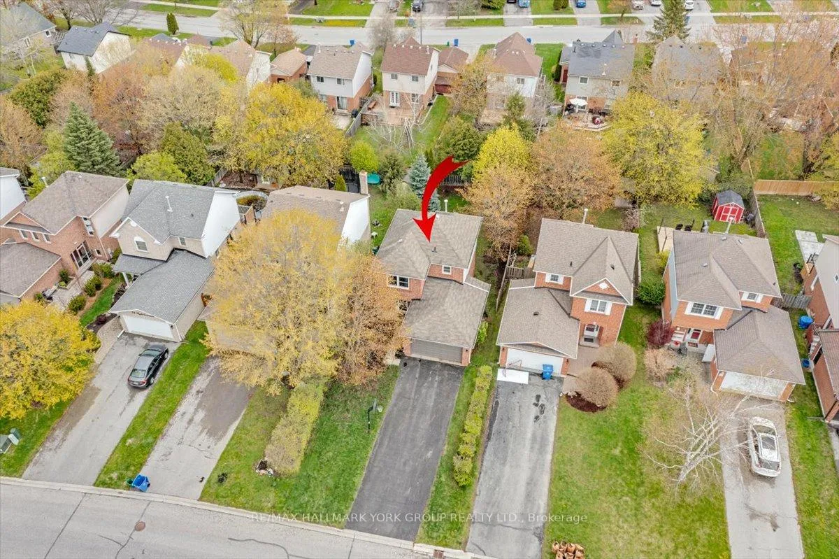 Photo 4 of 70 Kyle Crescent, Georgina, Keswick North — HOMEH