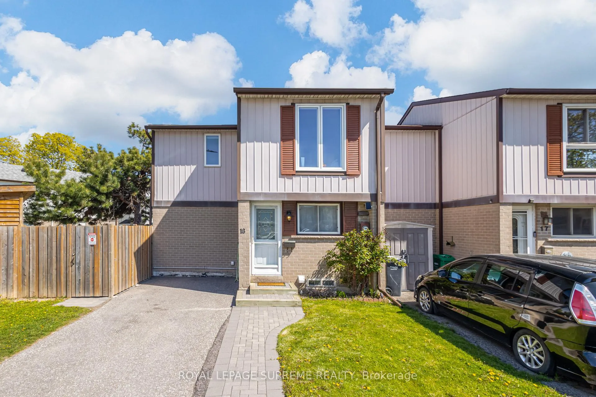 Photo 1 of 18 Juliette Square, Brampton, Northgate — HOMEH