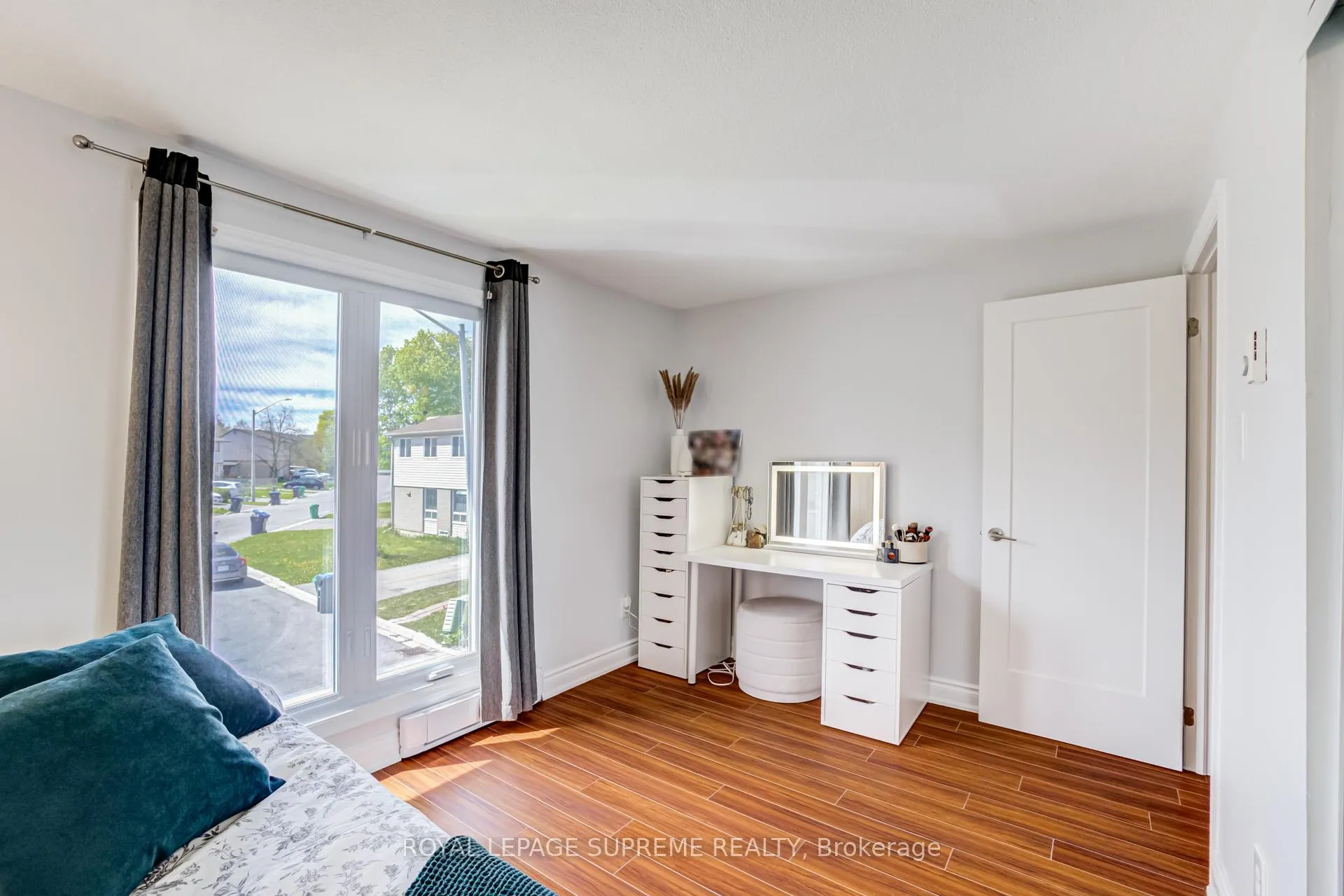 Photo 26 of 18 Juliette Square, Brampton, Northgate — HOMEH