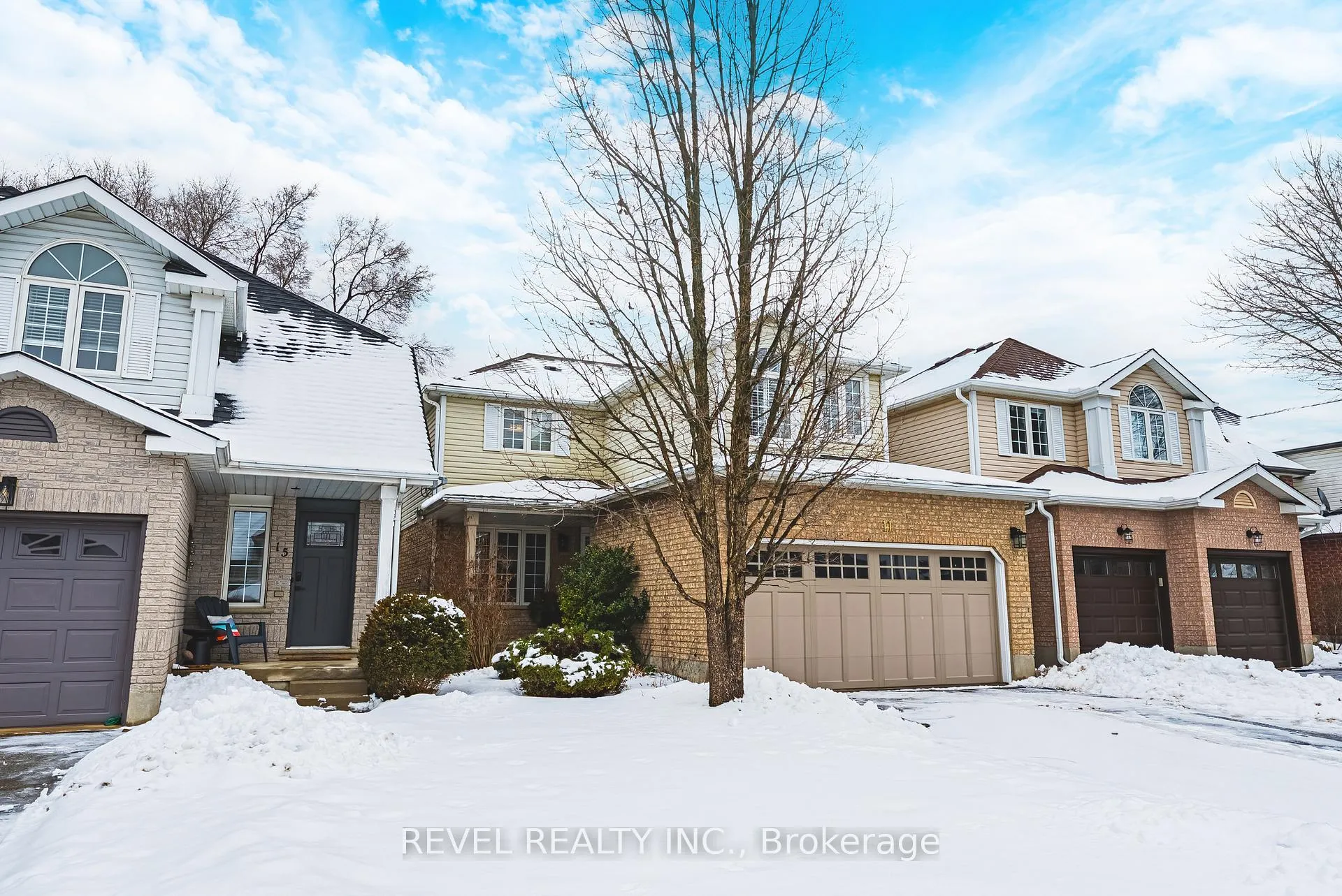 Front of 11 Gaw Crescent