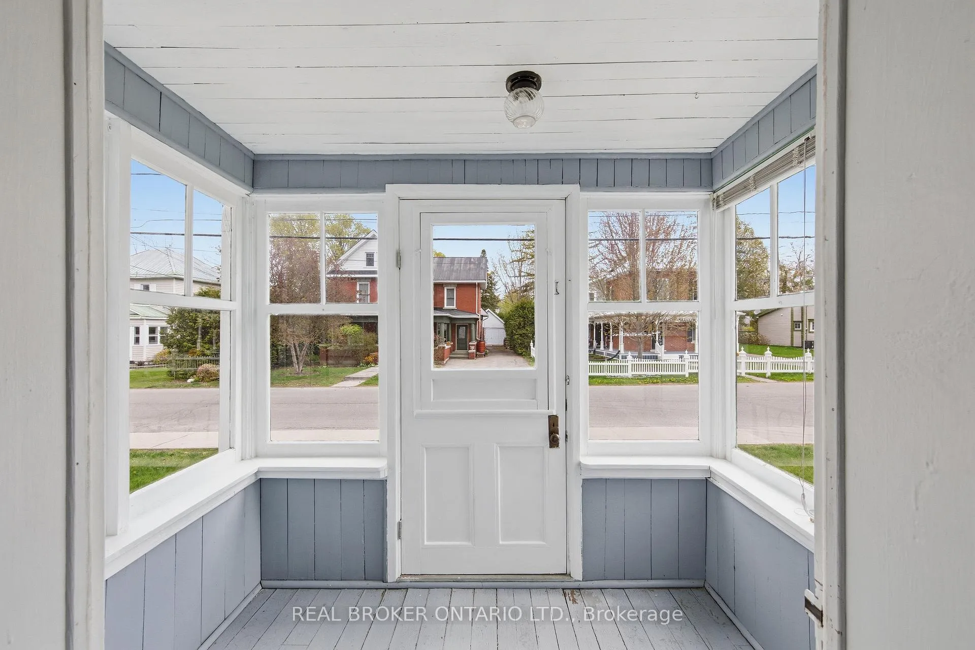 Photo 7 of 216 Thomas Street, North Grenville, Kemptville — HOMEH