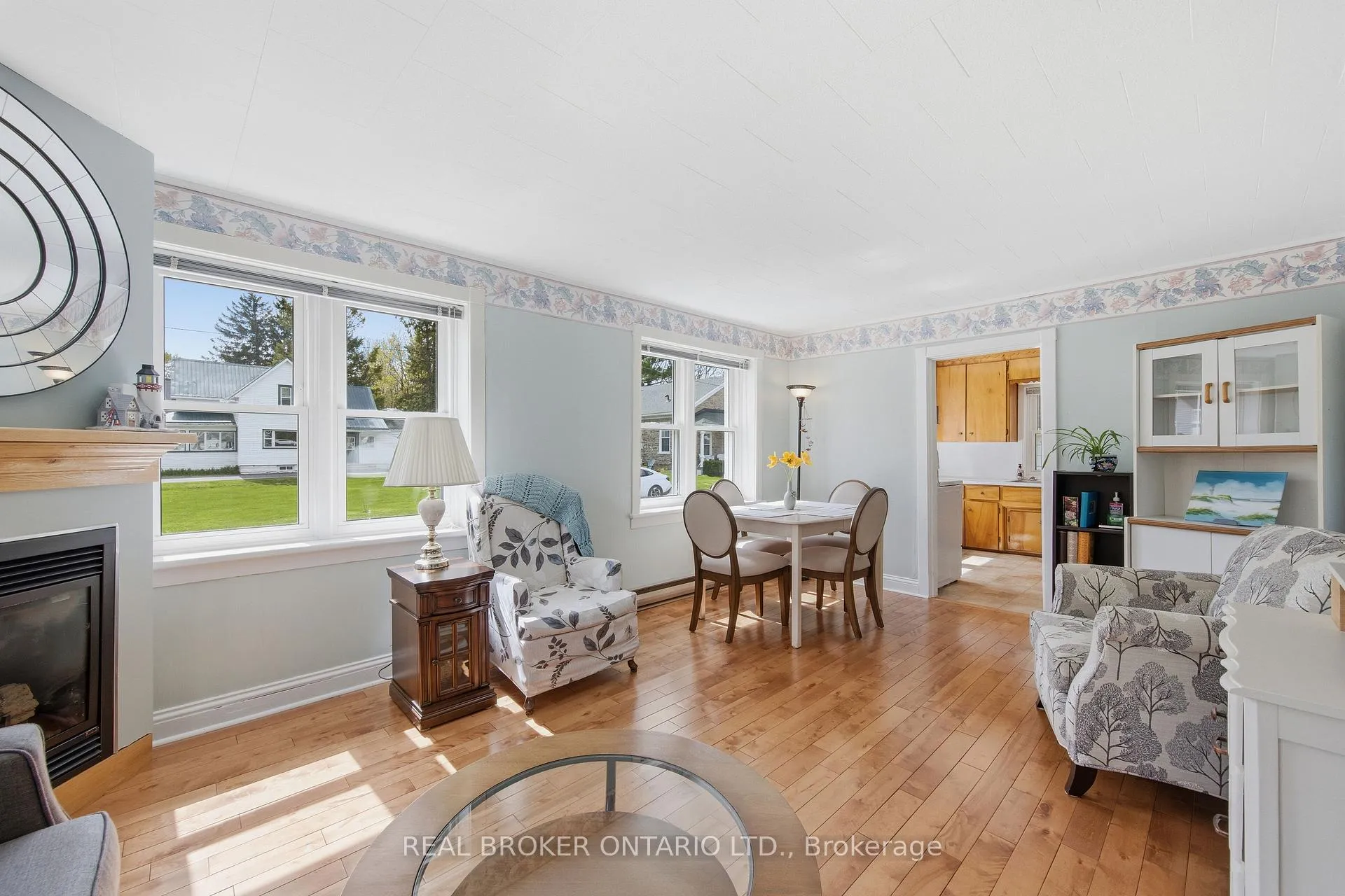 Photo 10 of 216 Thomas Street, North Grenville, Kemptville — HOMEH