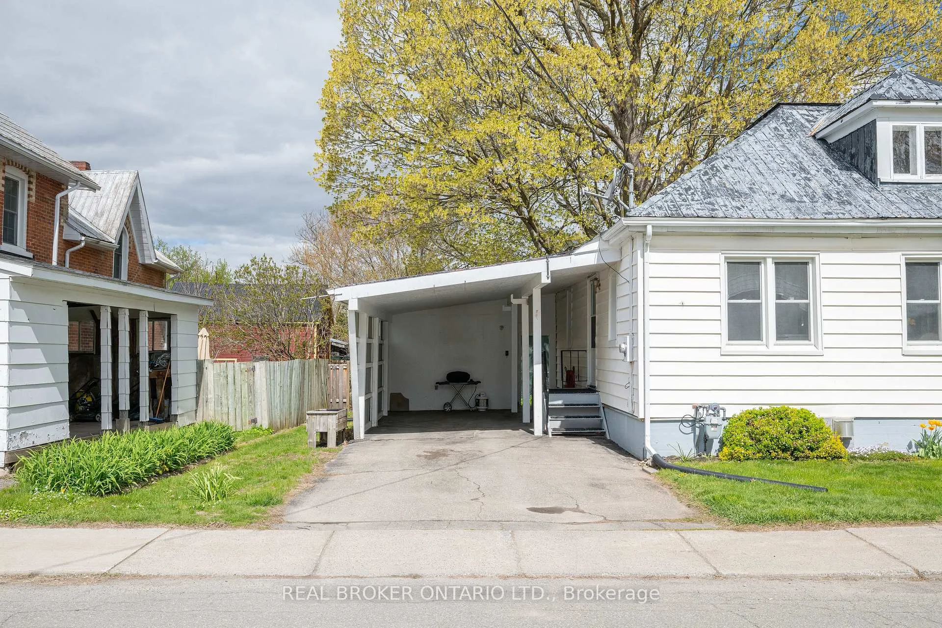 Photo 44 of 216 Thomas Street, North Grenville, Kemptville — HOMEH